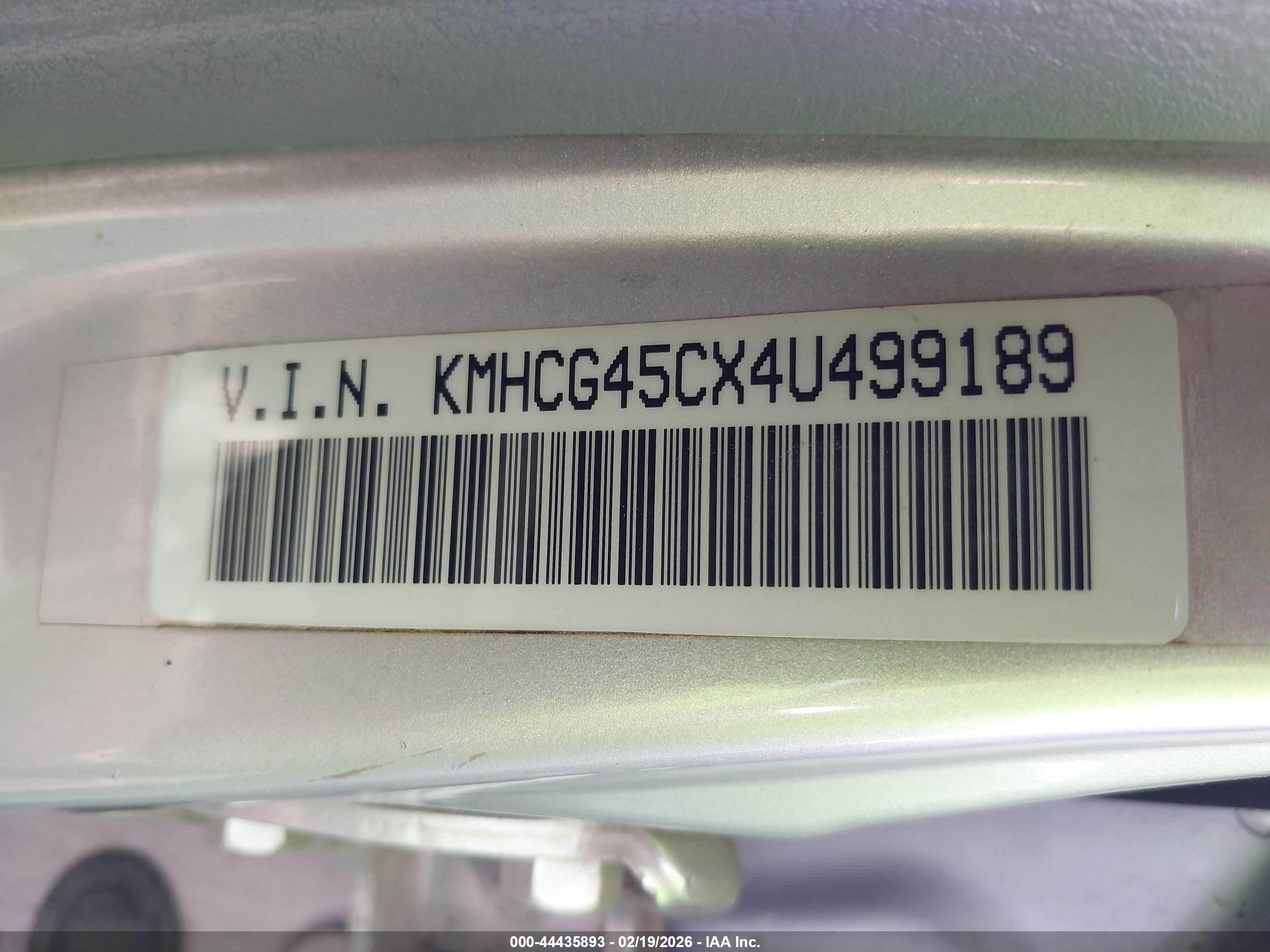 2004 Hyundai Accent Gl Silver vin: KMHCG45CX4U499189