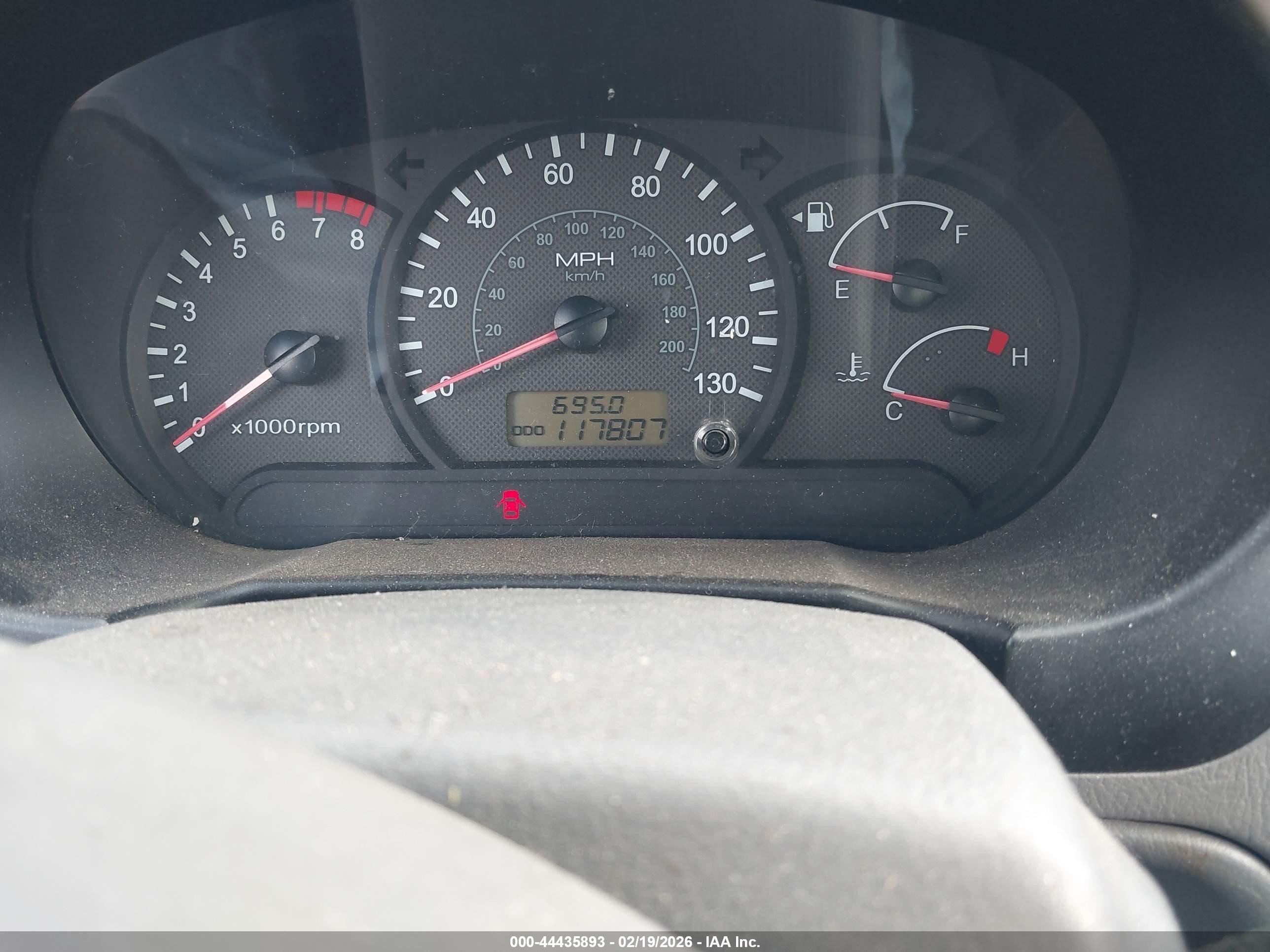 2004 Hyundai Accent Gl Silver vin: KMHCG45CX4U499189