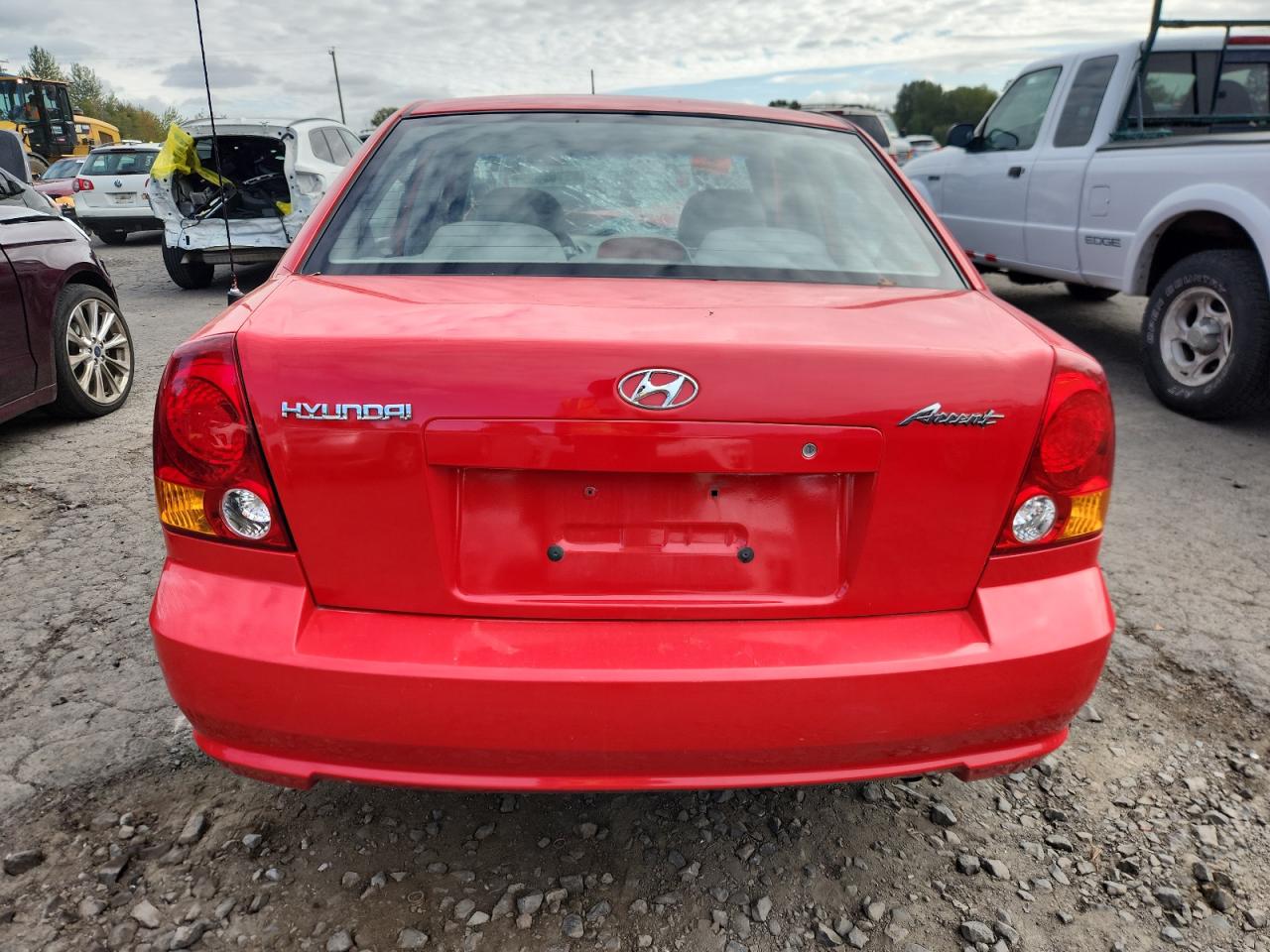2004 Hyundai Accent Gl Red vin: KMHCG45CX4U504214