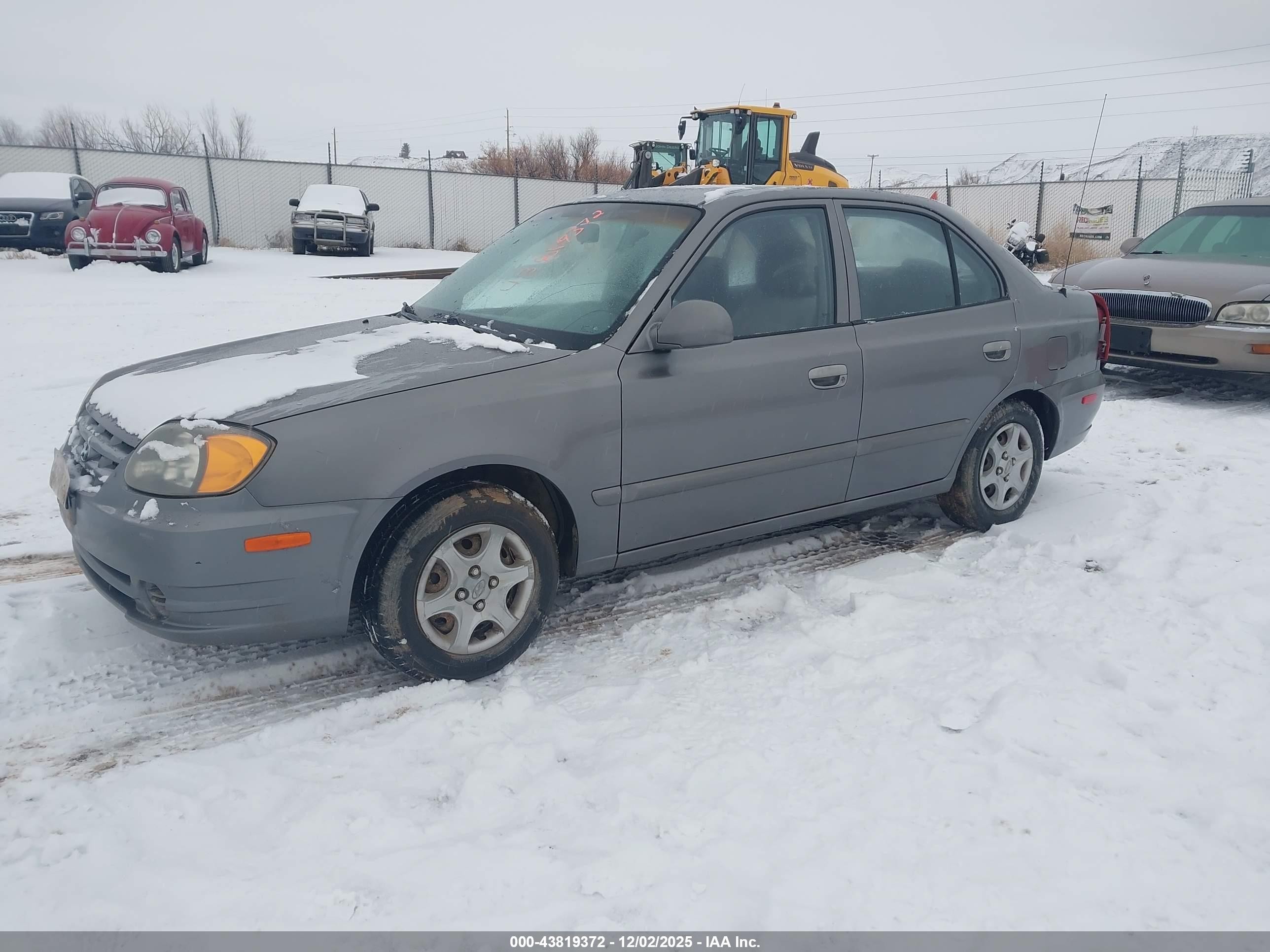 2004 Hyundai Accent Gl Gray vin: KMHCG45CX4U507758