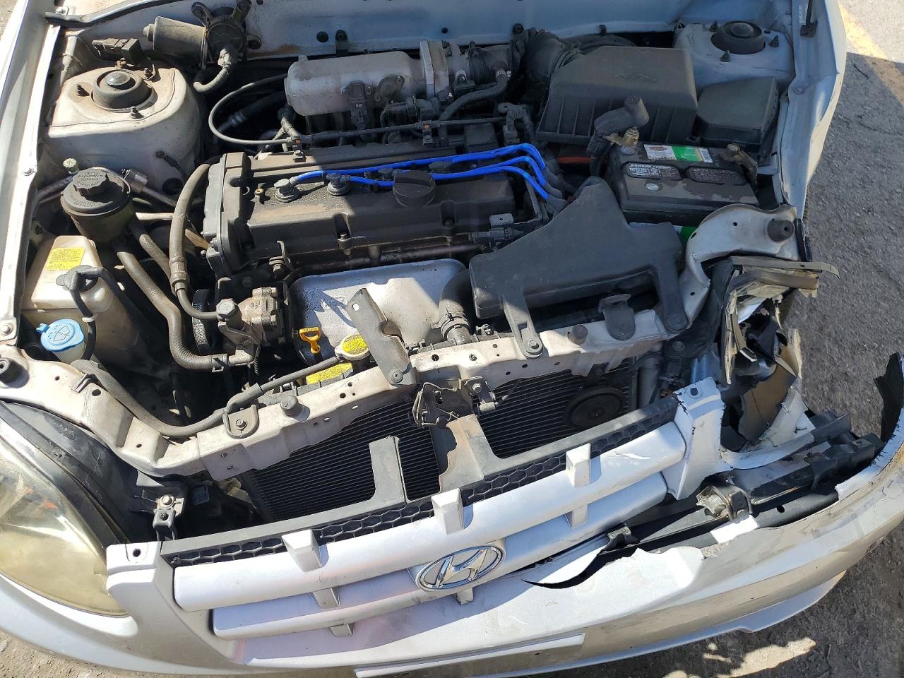 2005 Hyundai Accent Gl Silver vin: KMHCG45CX5U625326