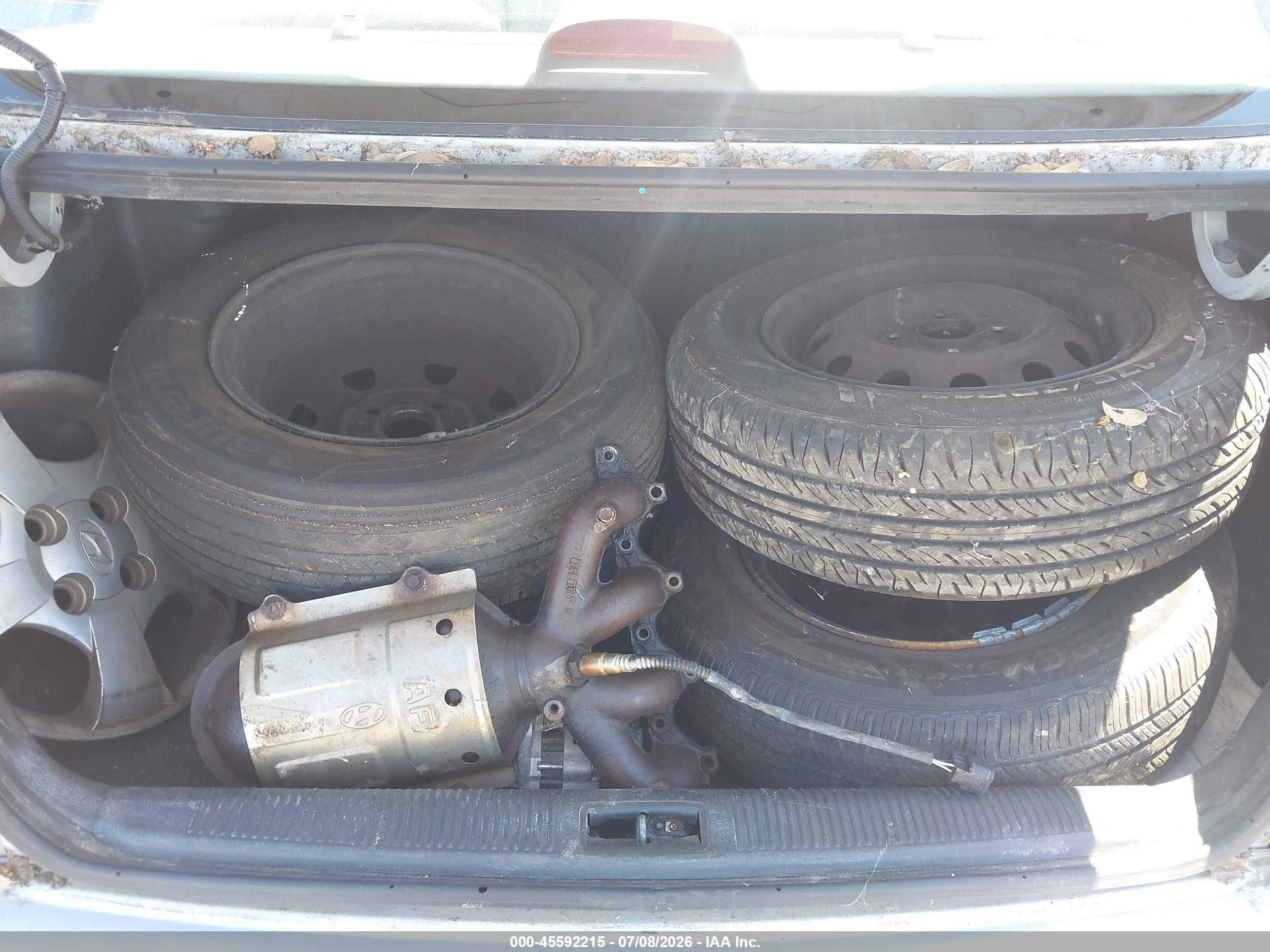 2000 Hyundai Accent Gl Silver vin: KMHCG45GXYU030144