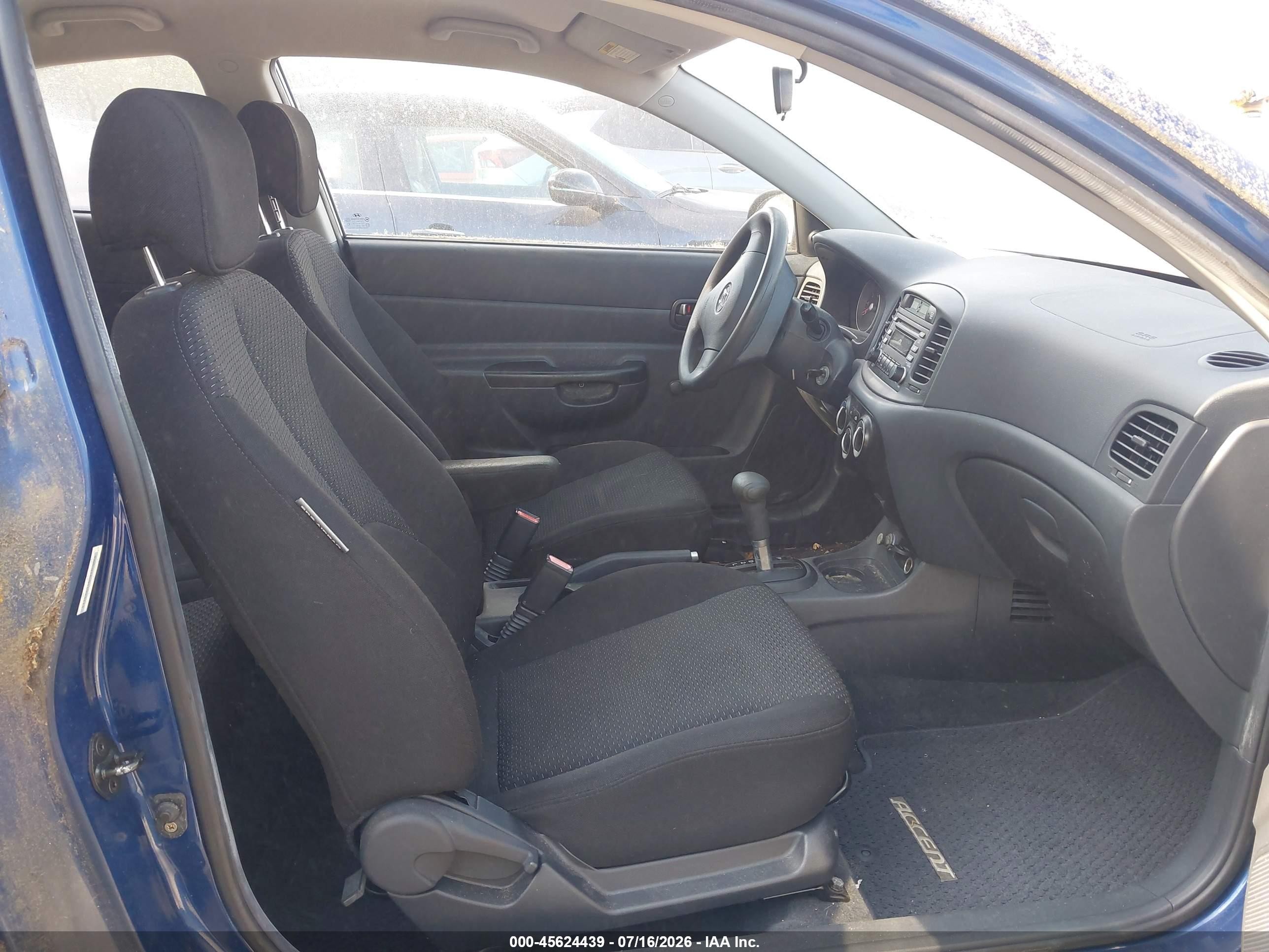 2007 Hyundai Accent Gs Blue vin: KMHCM36C07U023717