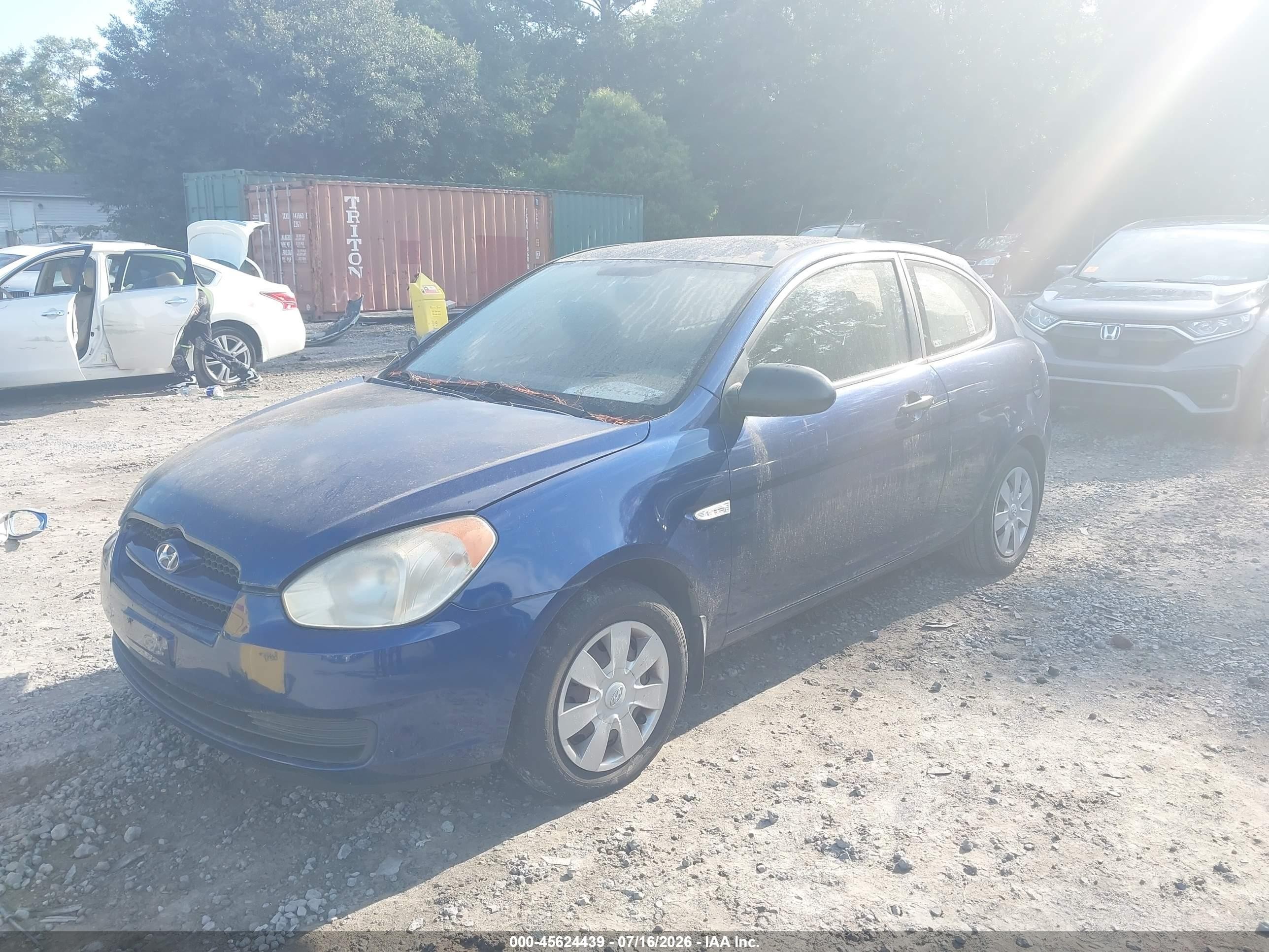 2007 Hyundai Accent Gs Blue vin: KMHCM36C07U023717