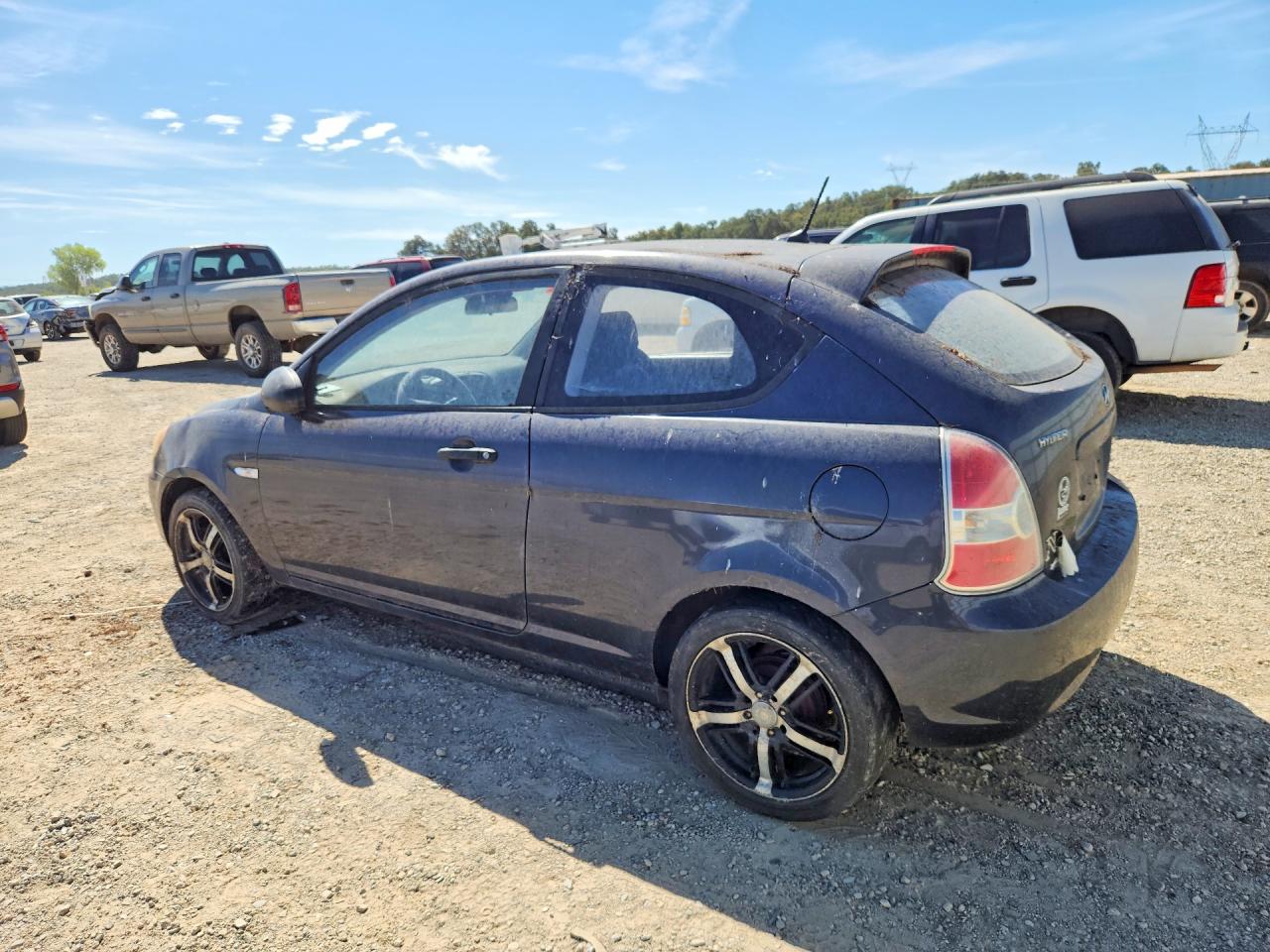 2007 Hyundai Accent Gs Gray vin: KMHCM36C07U037519