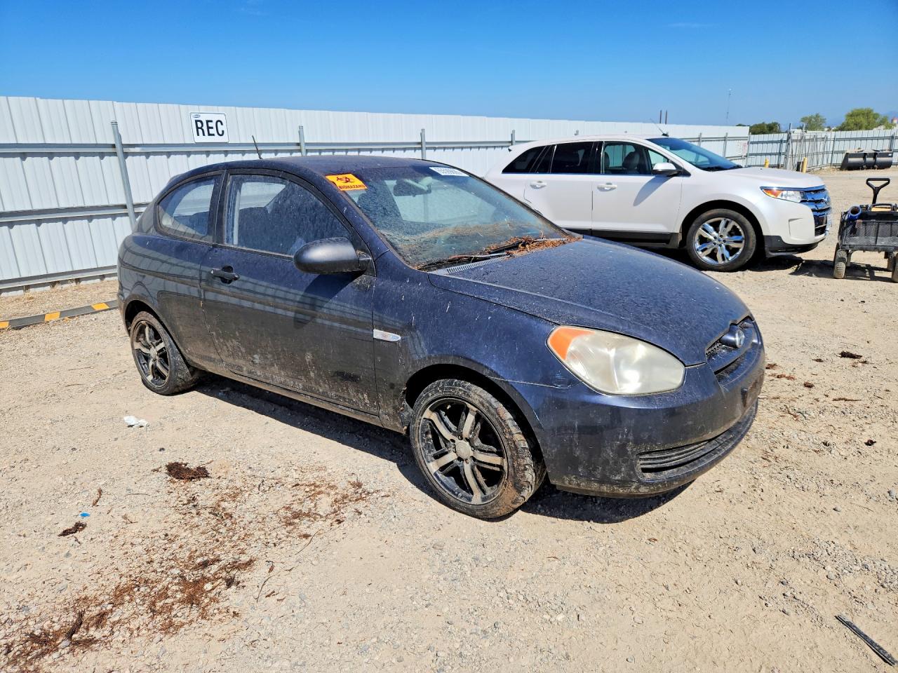 2007 Hyundai Accent Gs Gray vin: KMHCM36C07U037519