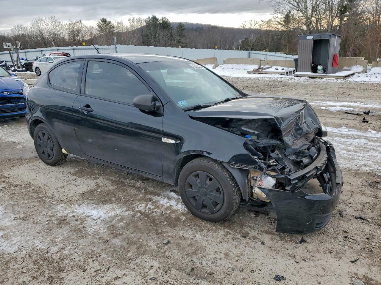 2007 Hyundai Accent Gs Black vin: KMHCM36C17U004304