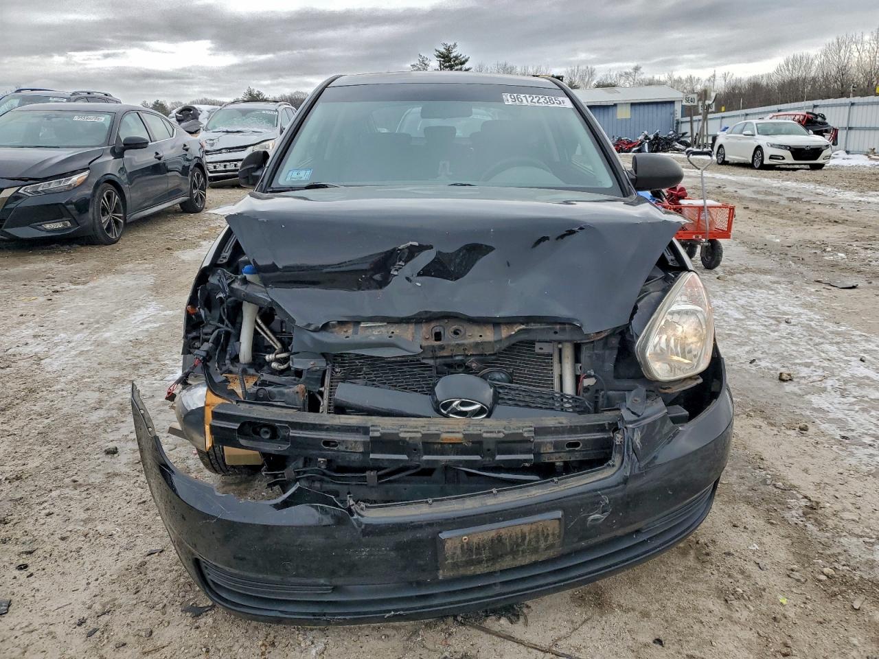 2007 Hyundai Accent Gs Black vin: KMHCM36C17U004304