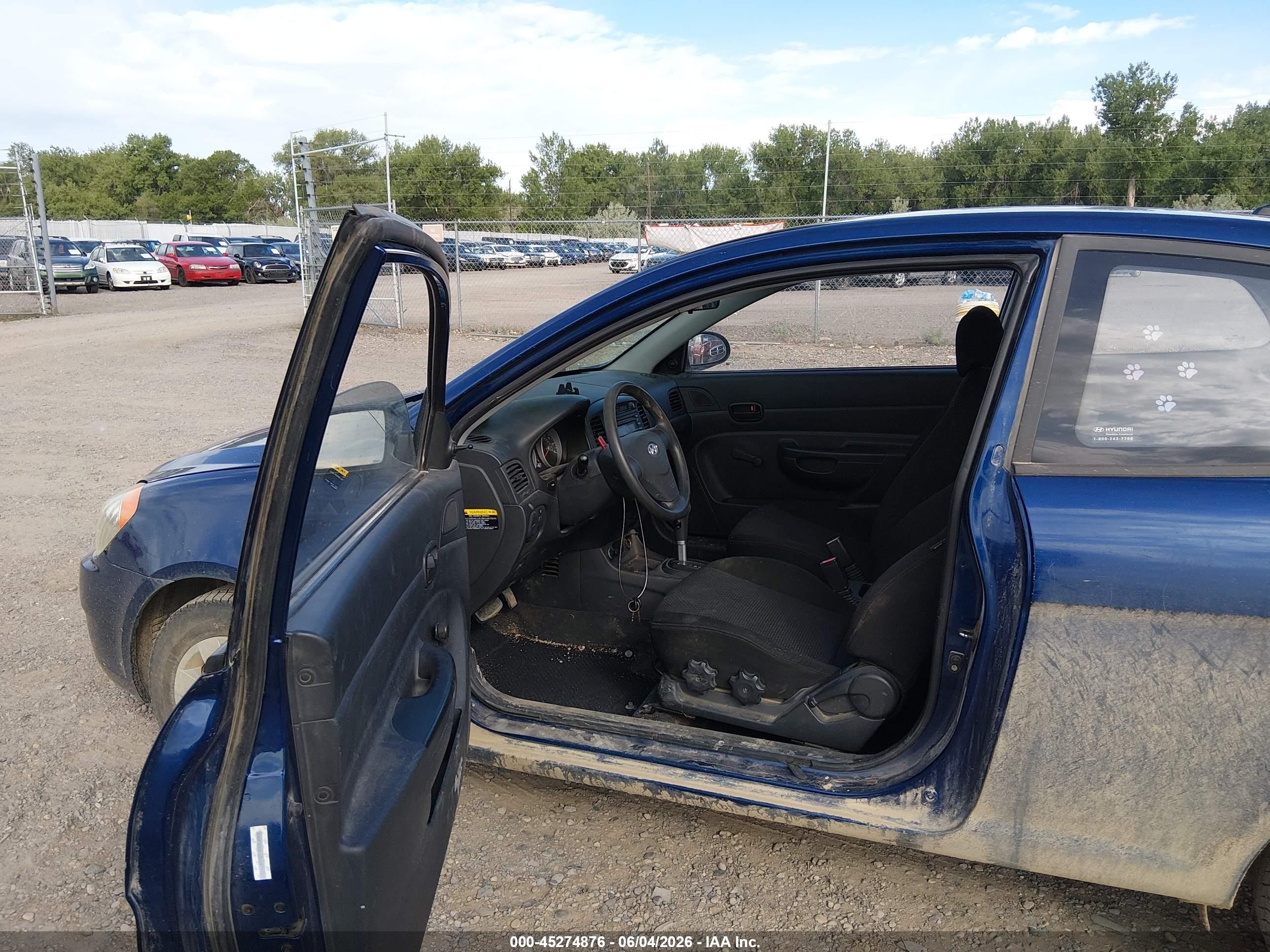 2007 Hyundai Accent Gs Blue vin: KMHCM36C17U047735