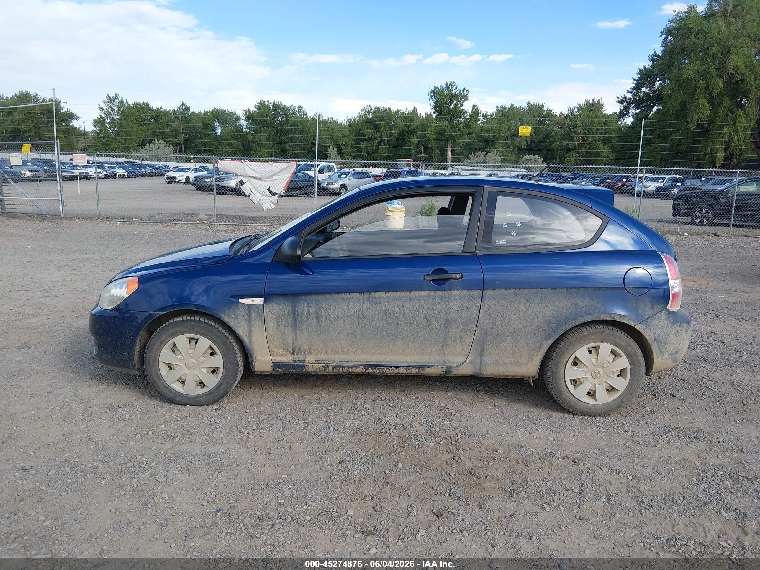 2007 Hyundai Accent Gs Blue vin: KMHCM36C17U047735