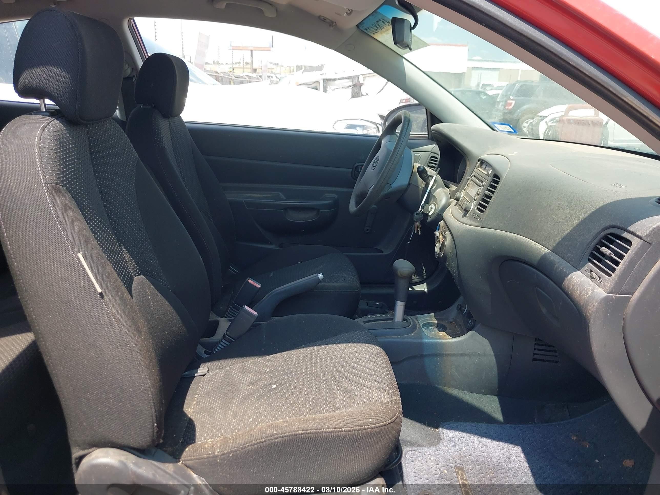 2008 Hyundai Accent Gs Orange vin: KMHCM36C18U063838