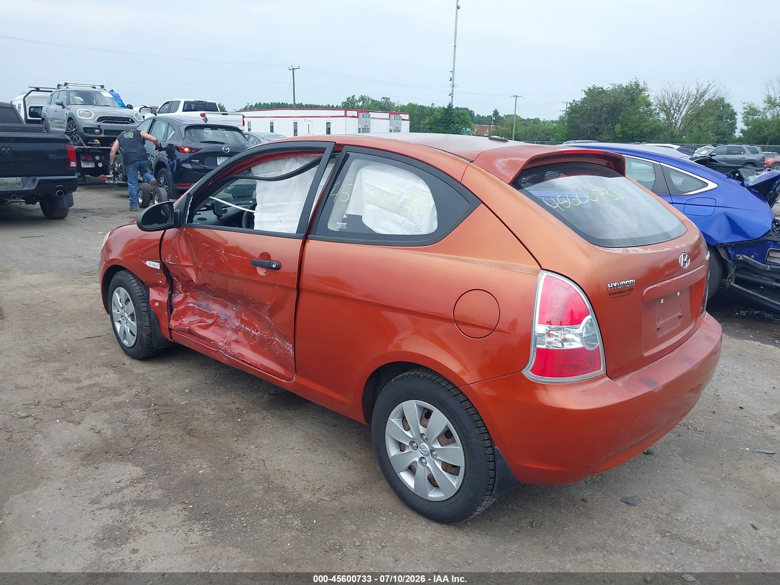 2009 Hyundai Accent Gs Orange vin: KMHCM36C19U139186