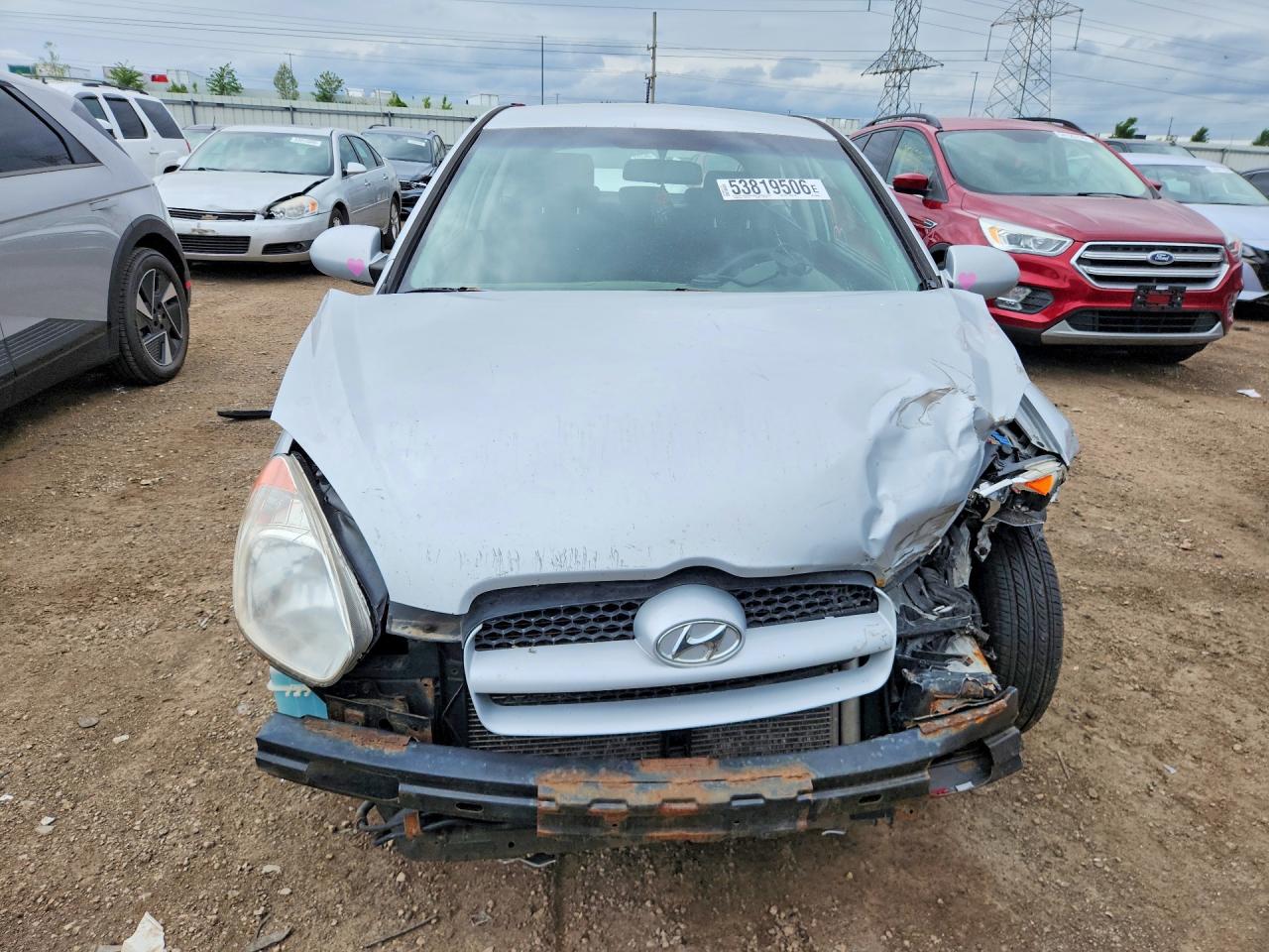 2007 Hyundai Accent Gs Silver vin: KMHCM36C27U040230