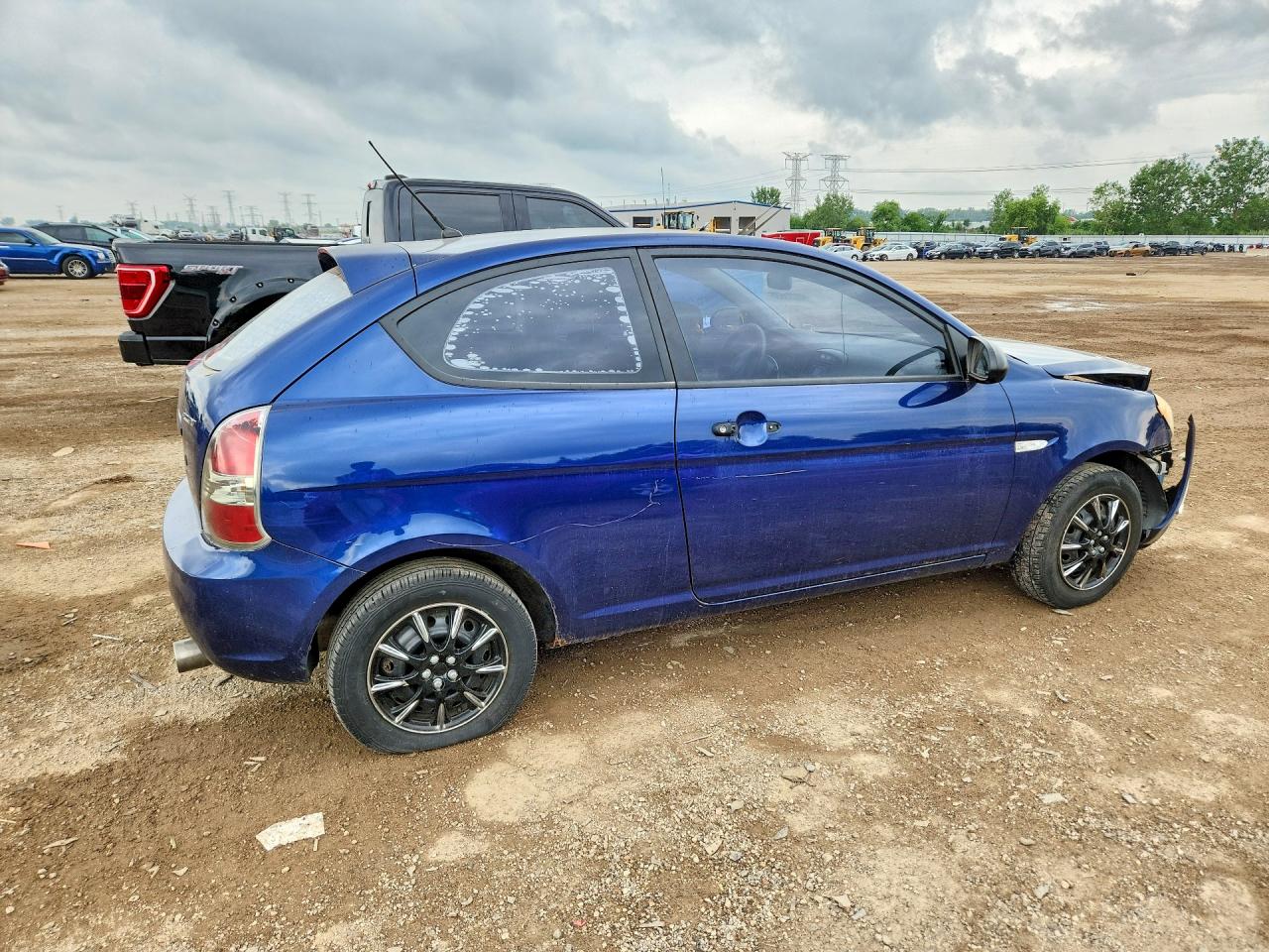 2008 Hyundai Accent Gs Blue vin: KMHCM36C28U096654