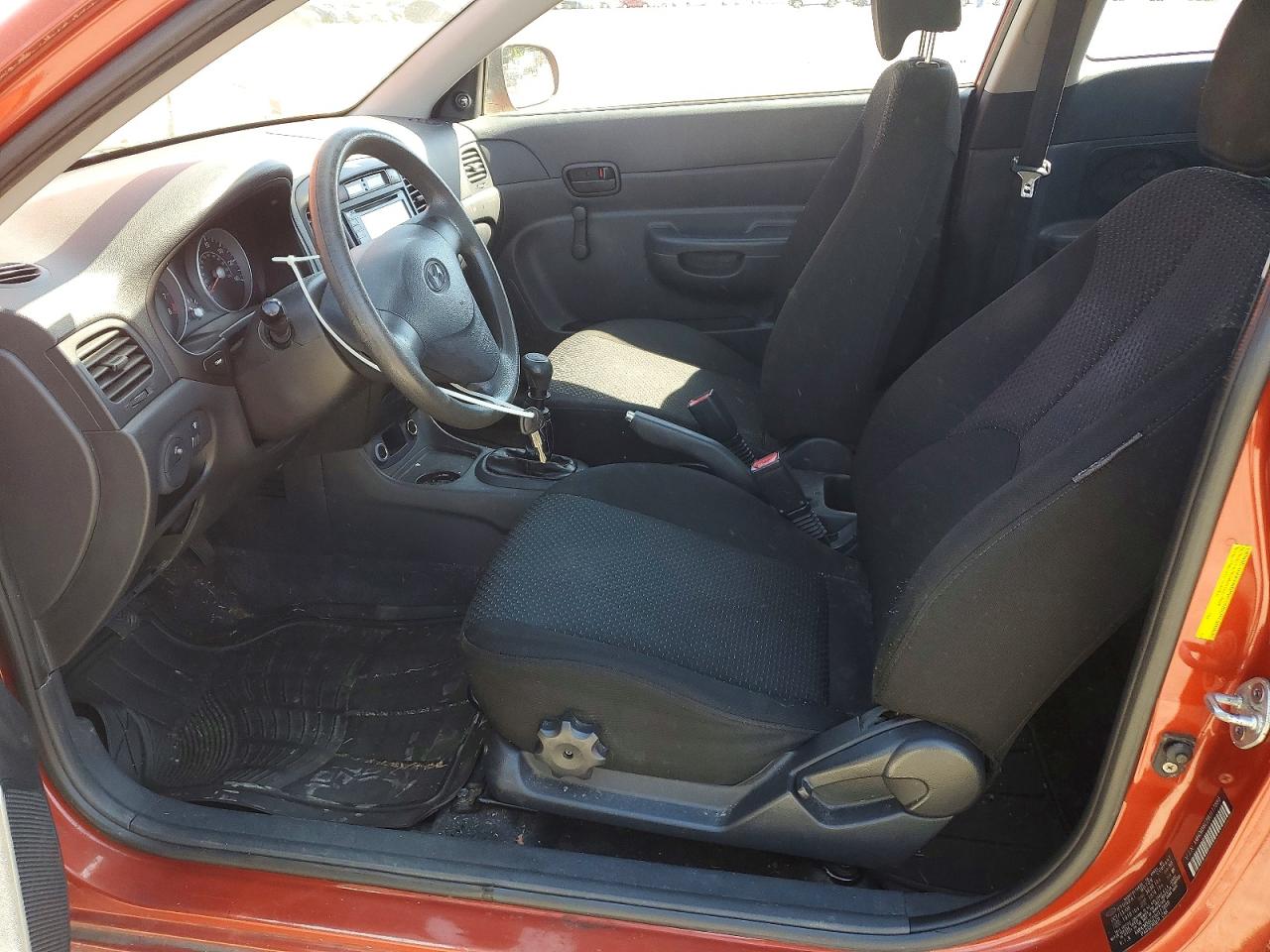 2009 Hyundai Accent Gs Оранжевый vin: KMHCM36C29U117889