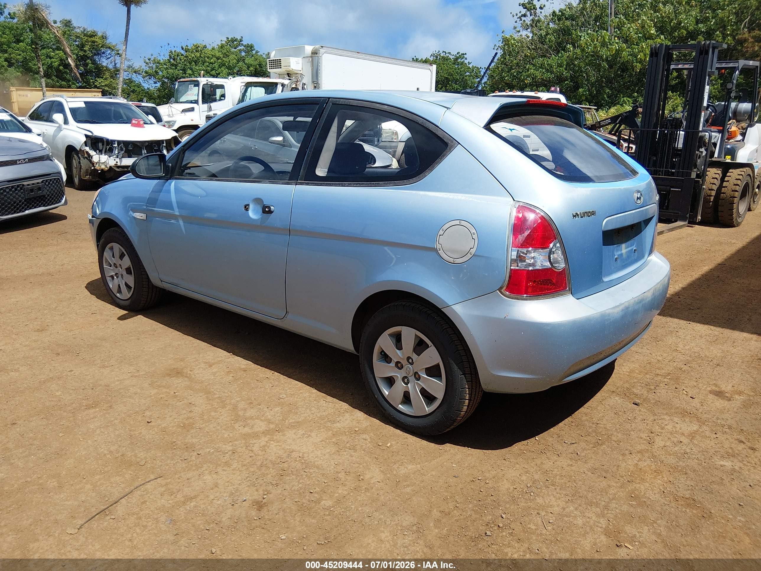 2009 Hyundai Accent Gs Blue vin: KMHCM36C29U118265