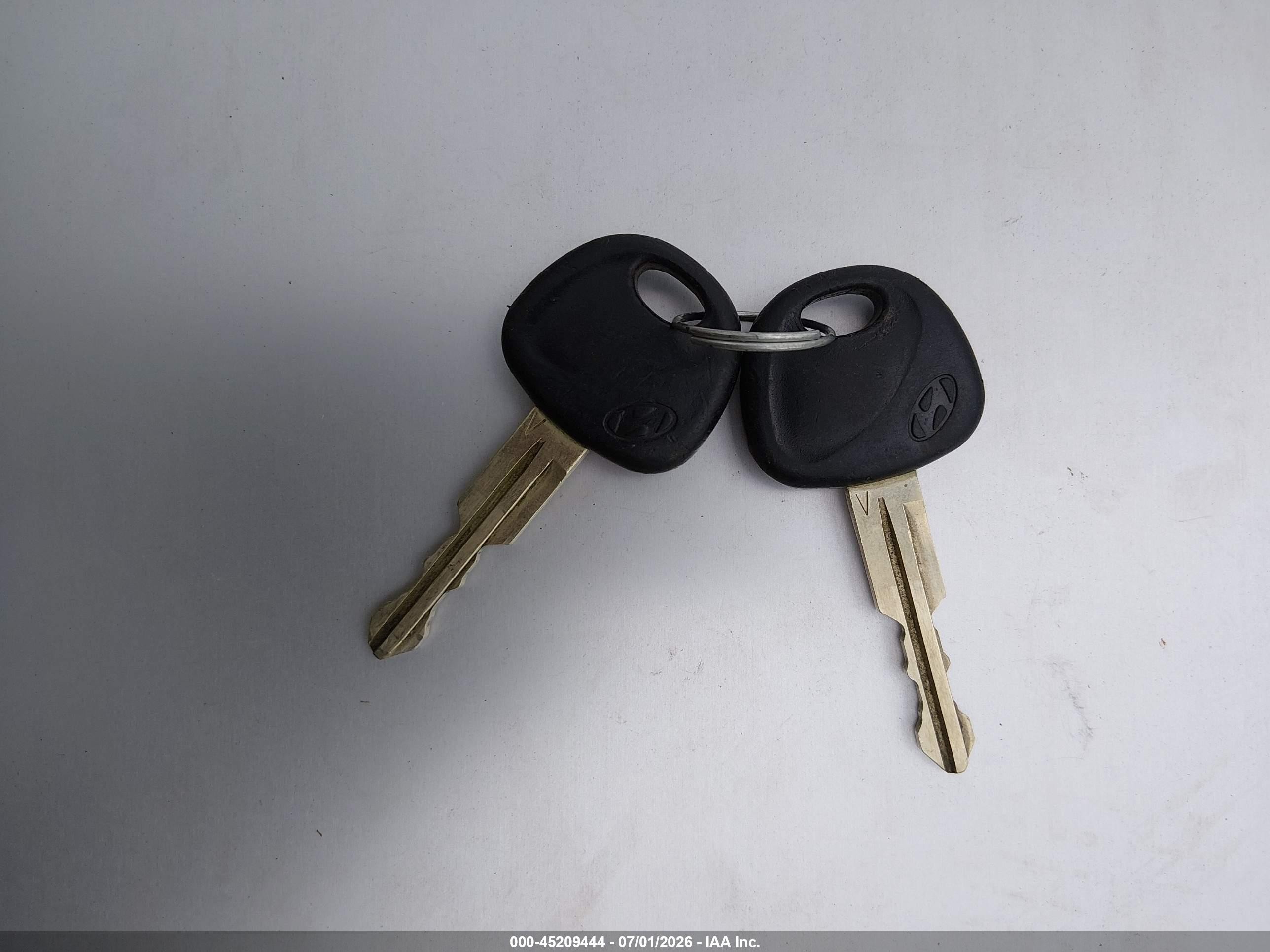 2009 Hyundai Accent Gs Blue vin: KMHCM36C29U118265
