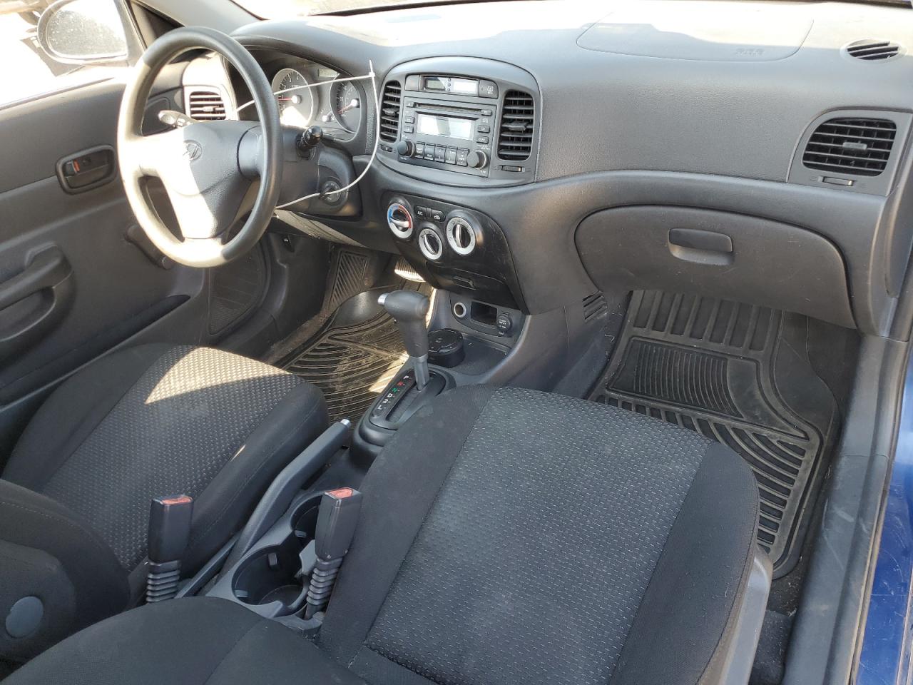 2007 Hyundai Accent Gs Blue vin: KMHCM36C37U008774