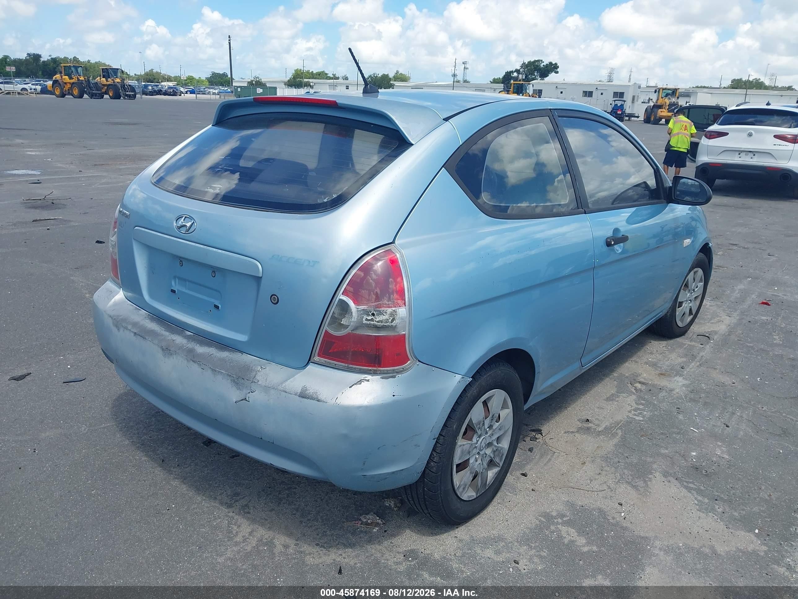 2008 Hyundai Accent Gs Light Blue vin: KMHCM36C38U073884