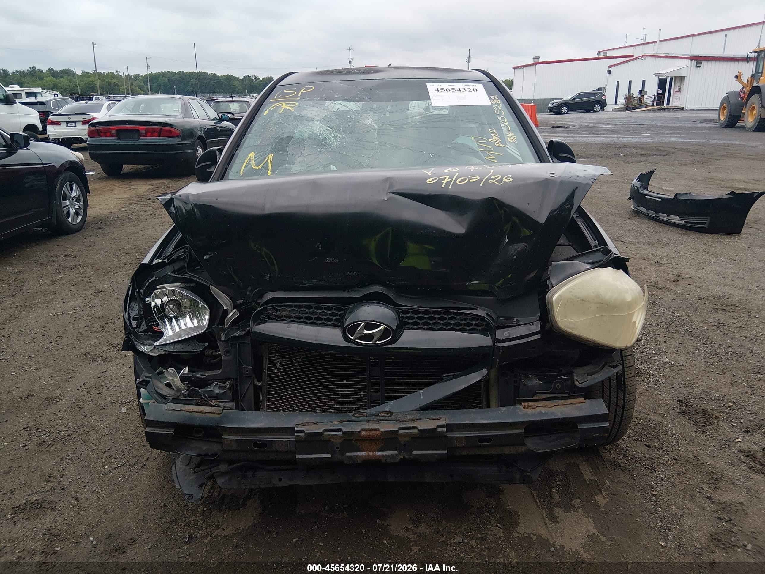 2007 Hyundai Accent Gs Black vin: KMHCM36C47U039225