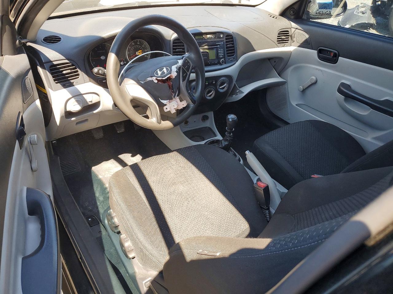 2008 Hyundai Accent Gs Black vin: KMHCM36C48U086031