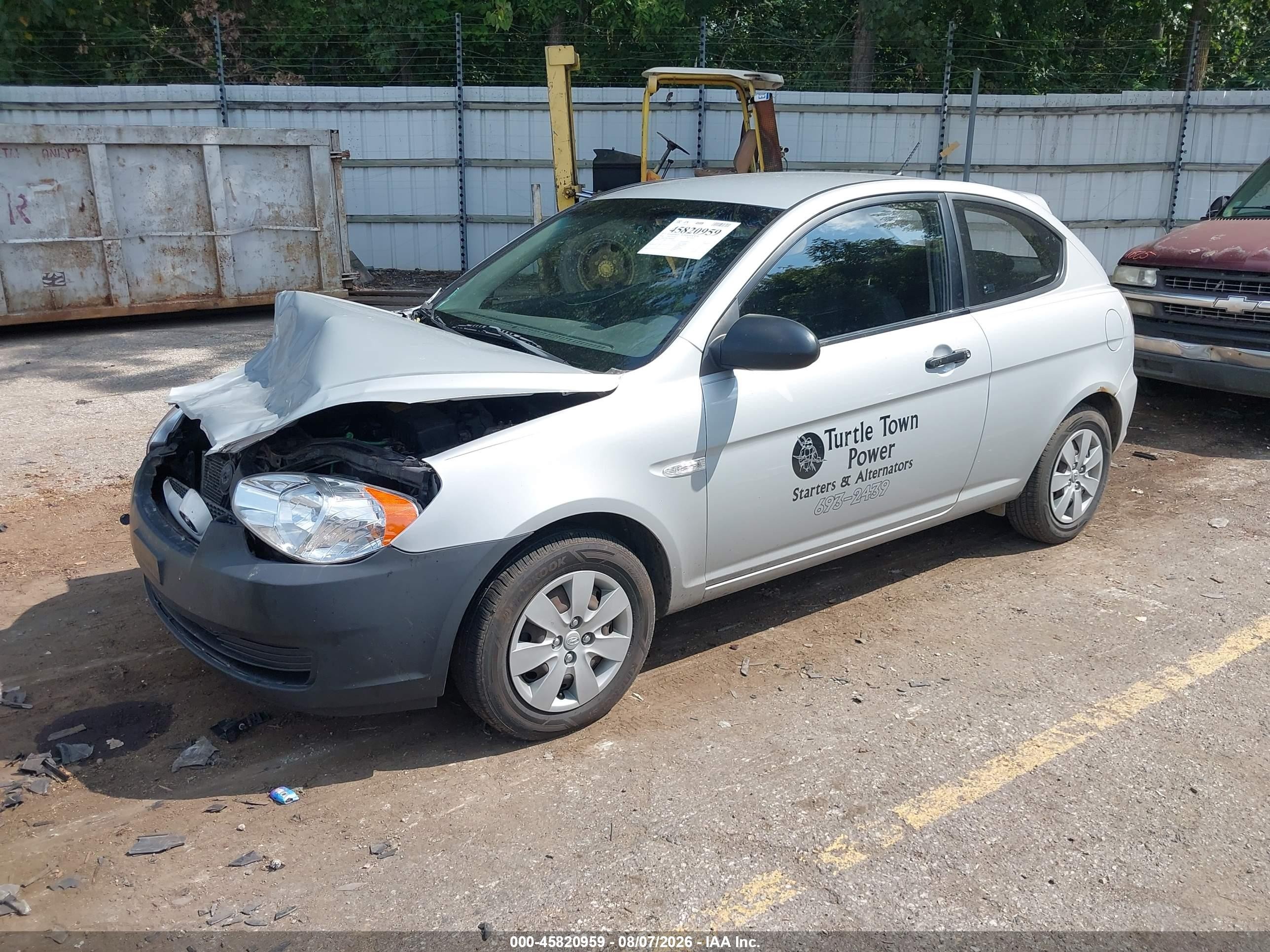 2008 Hyundai Accent Gs Silver vin: KMHCM36C58U063163