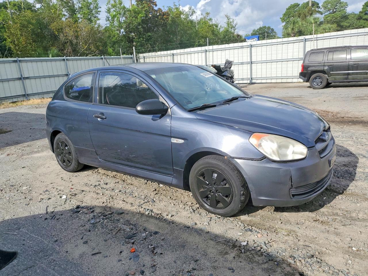 2008 Hyundai Accent Gs Charcoal vin: KMHCM36C58U095417