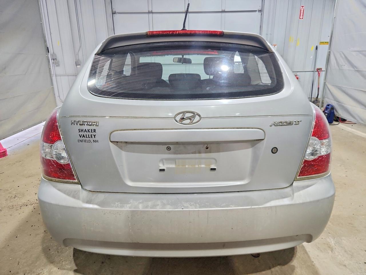 2009 Hyundai Accent Gs Gray vin: KMHCM36C59U113691