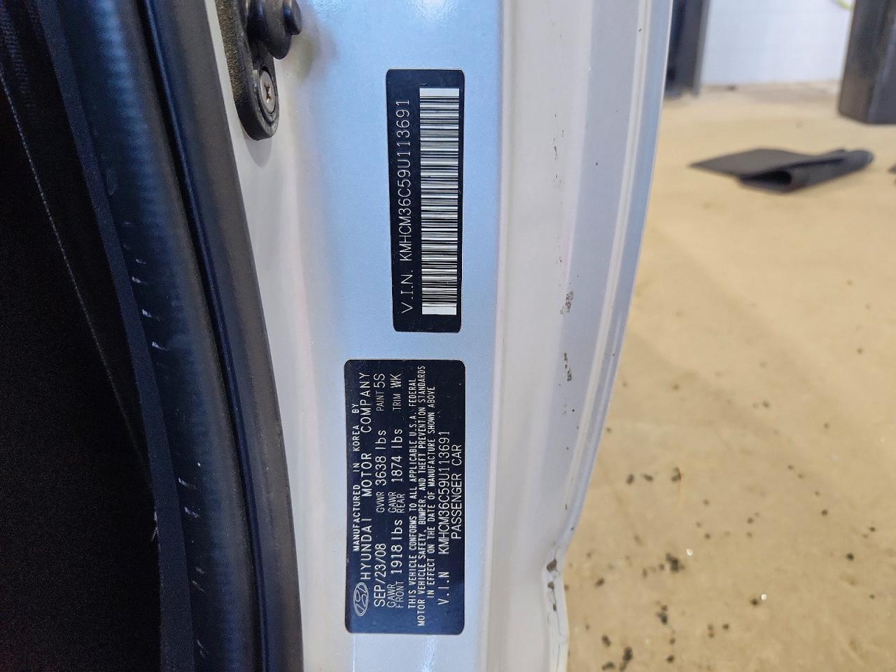 2009 Hyundai Accent Gs Gray vin: KMHCM36C59U113691