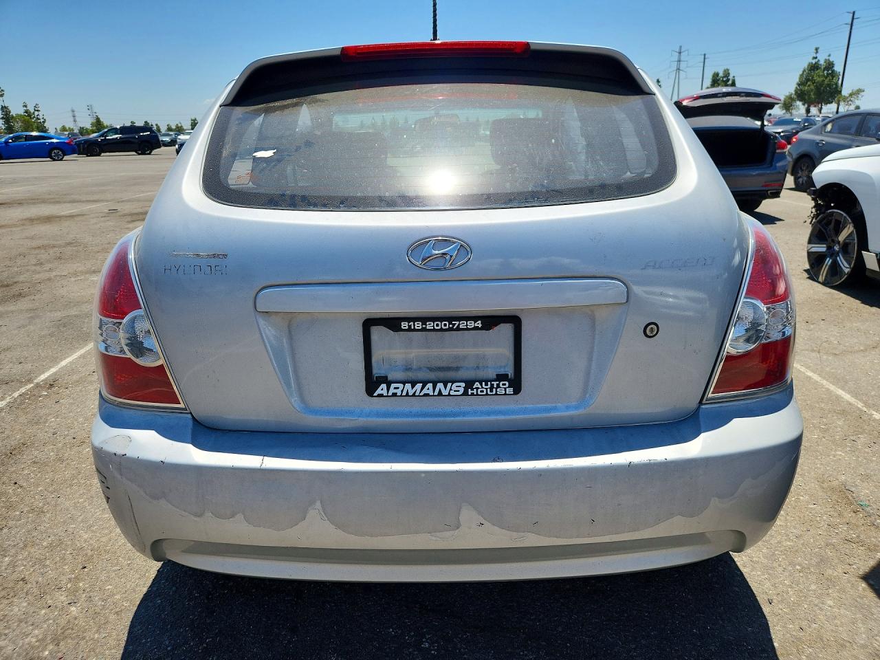 2007 Hyundai Accent Gs Серебряный vin: KMHCM36C67U030302