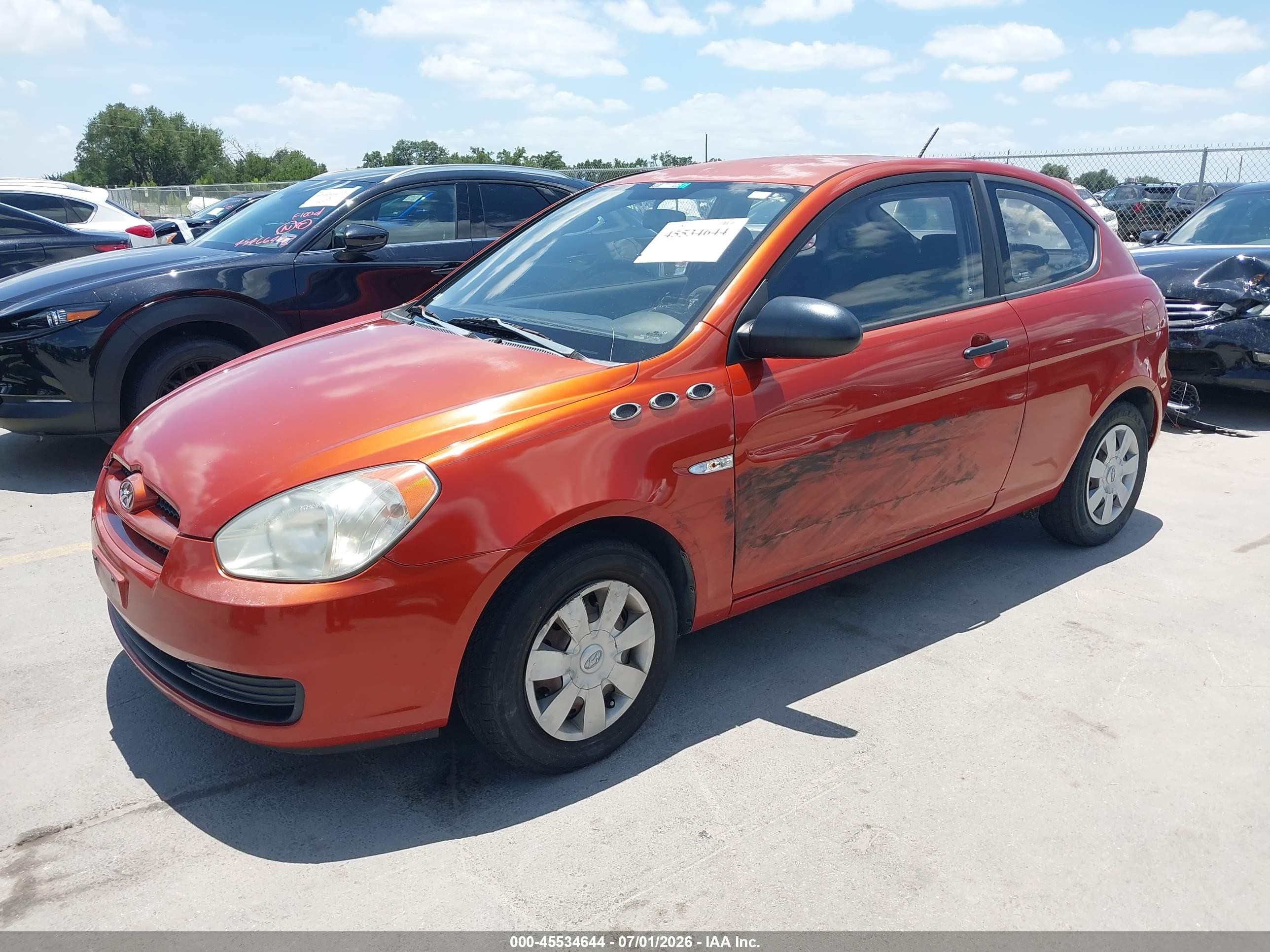2007 Hyundai Accent Gs Orange vin: KMHCM36C67U030753