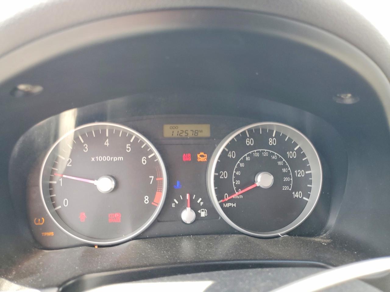 2008 Hyundai Accent Gs Белый vin: KMHCM36C68U083325