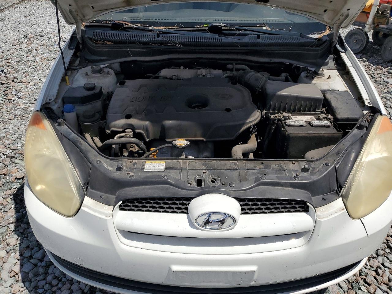 2008 Hyundai Accent Gs Белый vin: KMHCM36C68U083325