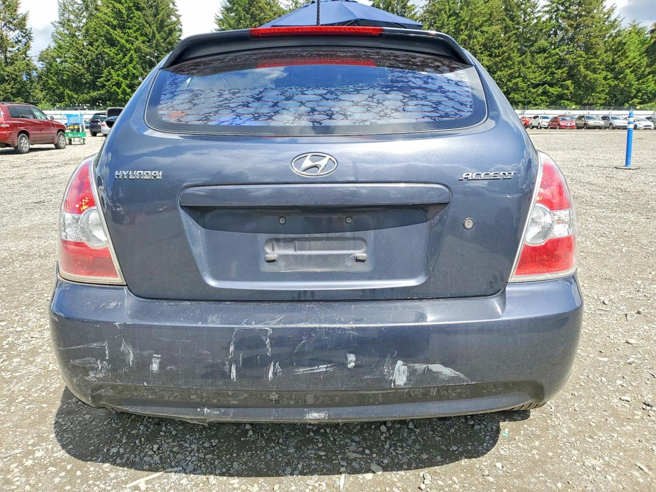 2008 Hyundai Accent Gs Серый vin: KMHCM36C68U097970