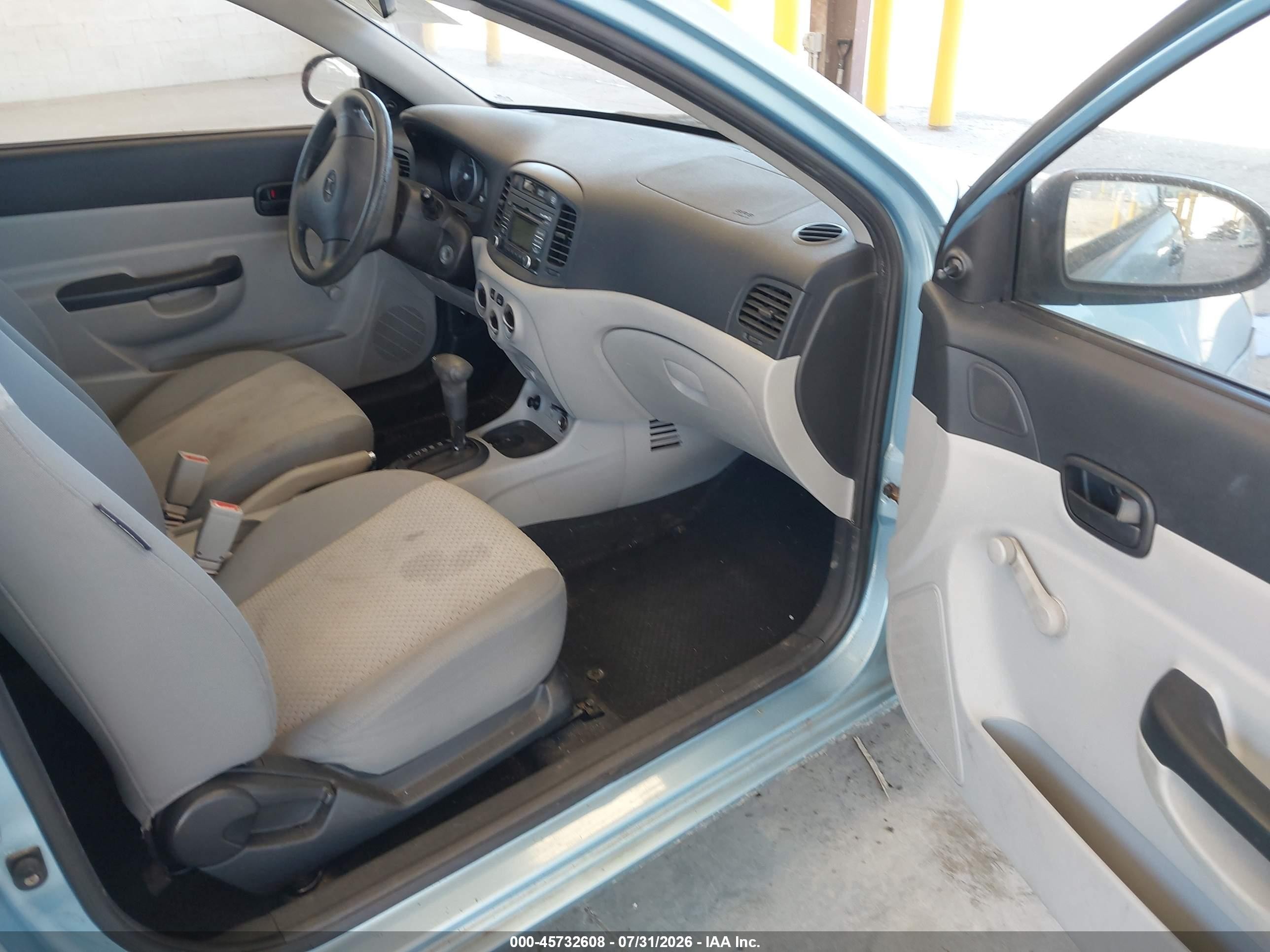 2009 Hyundai Accent Gs Blue vin: KMHCM36C69U117121