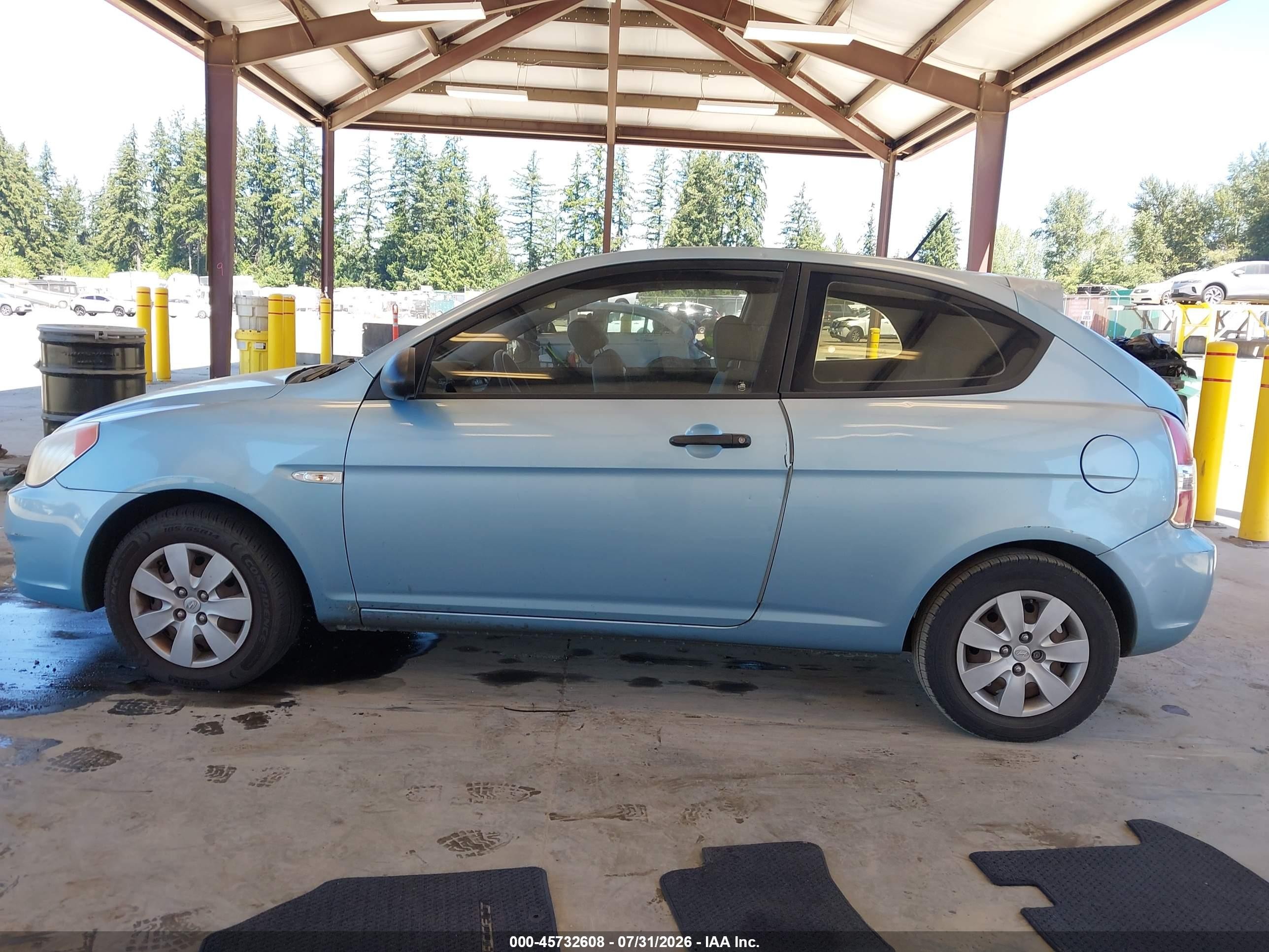 2009 Hyundai Accent Gs Blue vin: KMHCM36C69U117121