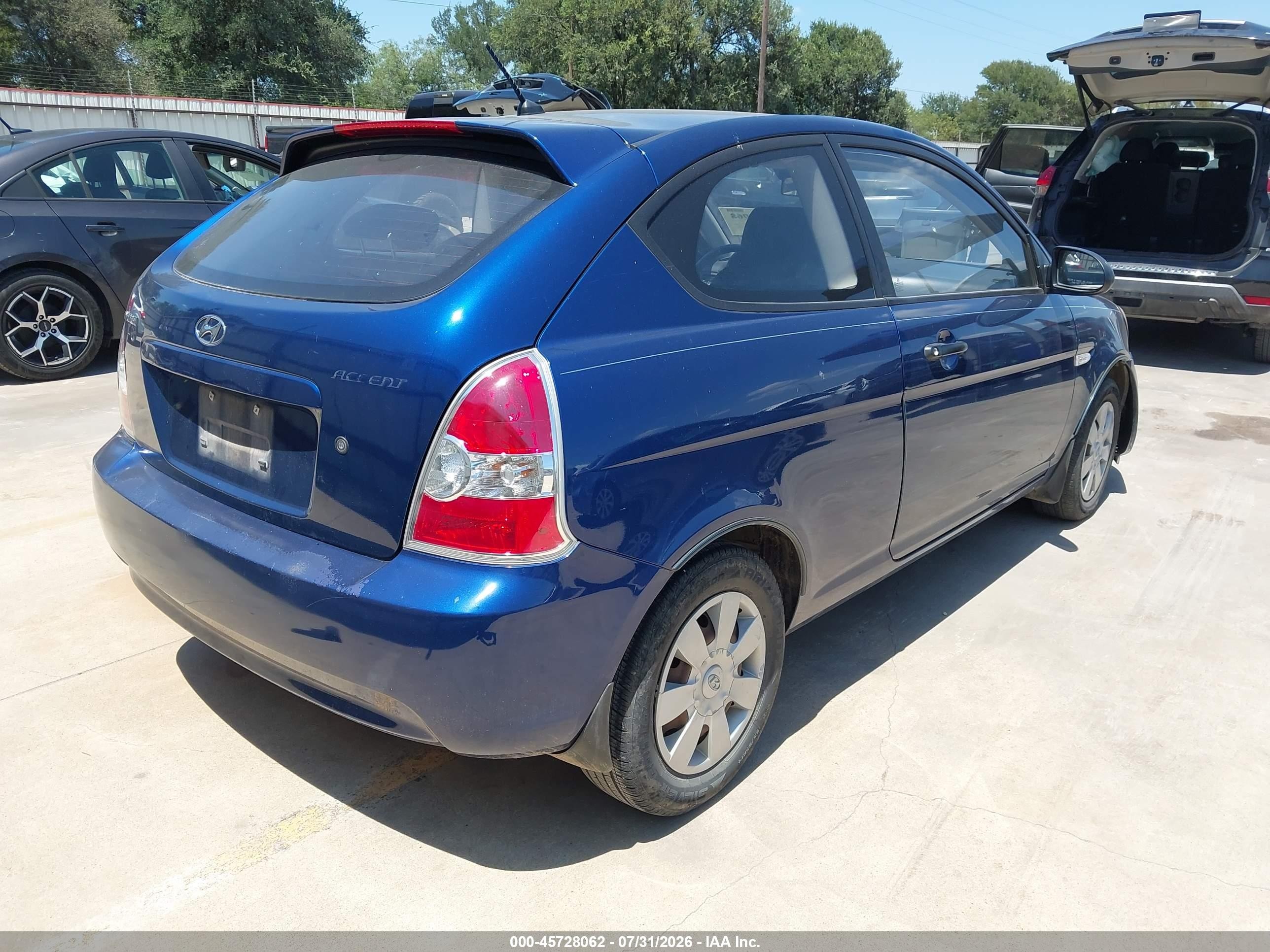 2007 Hyundai Accent Gs Синий vin: KMHCM36C77U036352