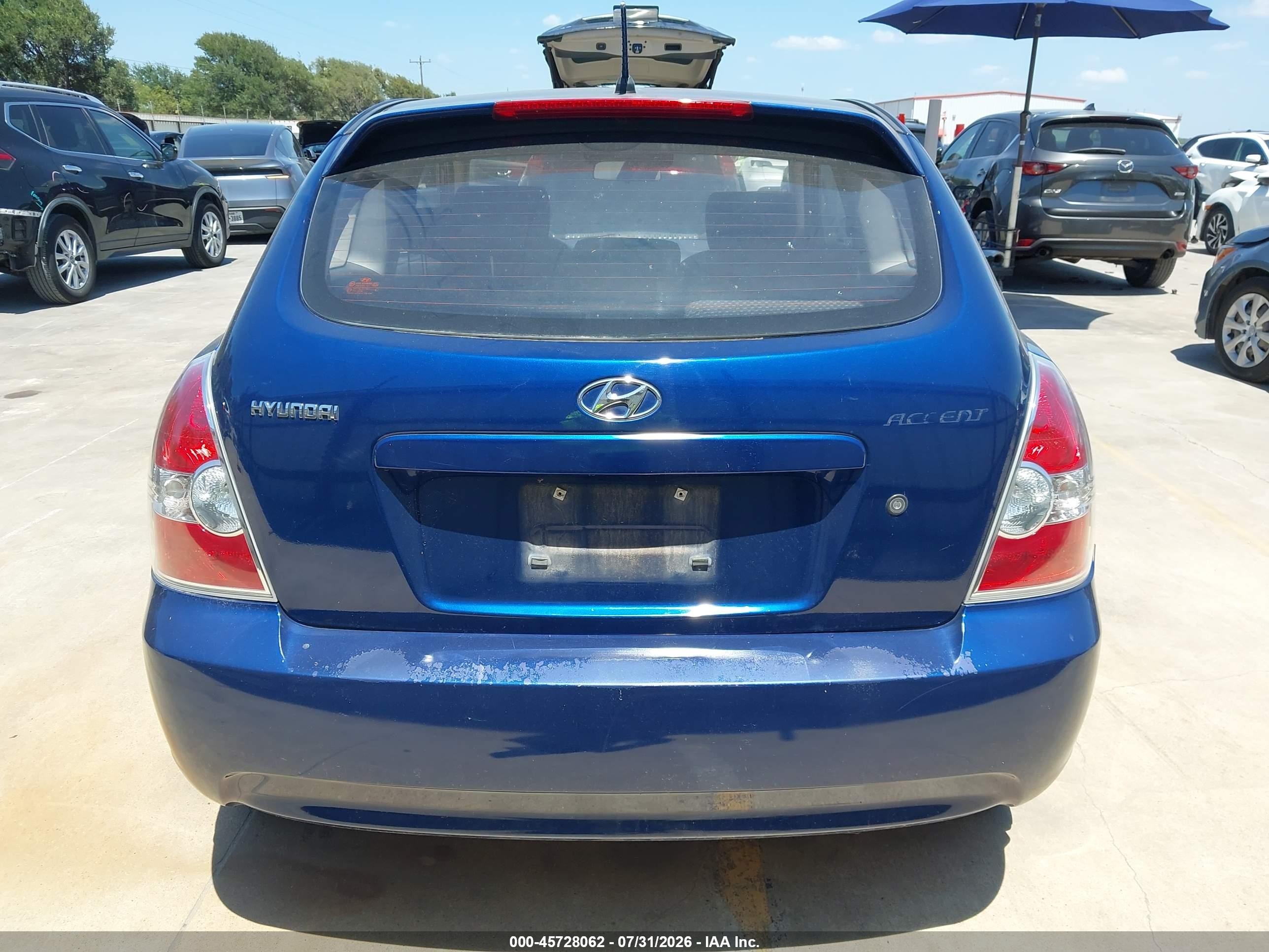 2007 Hyundai Accent Gs Синий vin: KMHCM36C77U036352