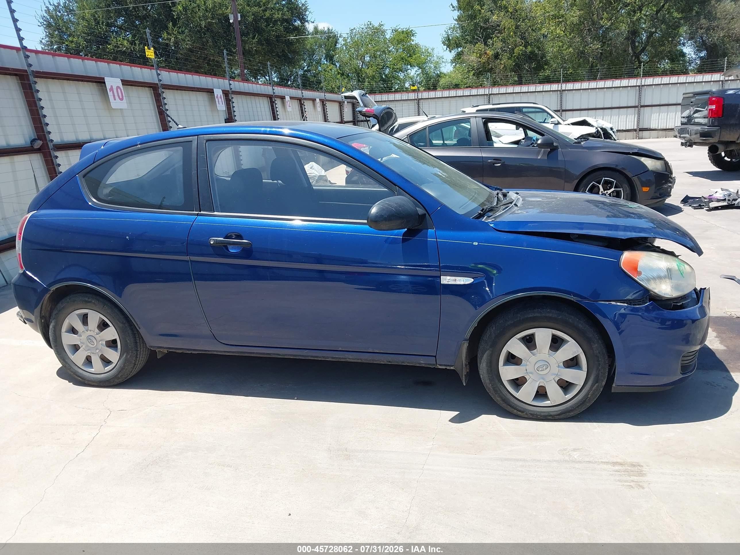 2007 Hyundai Accent Gs Синий vin: KMHCM36C77U036352