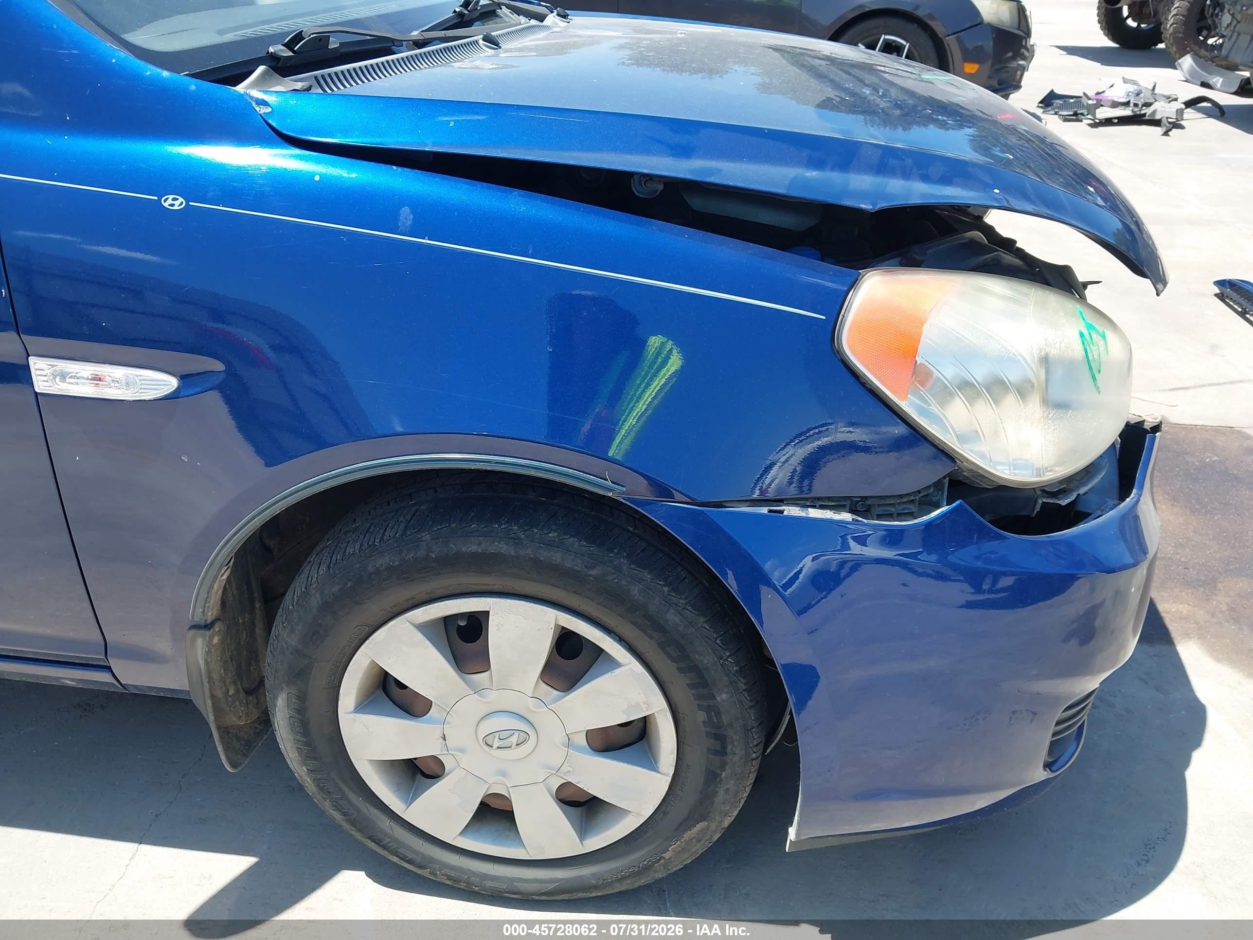 2007 Hyundai Accent Gs Синий vin: KMHCM36C77U036352
