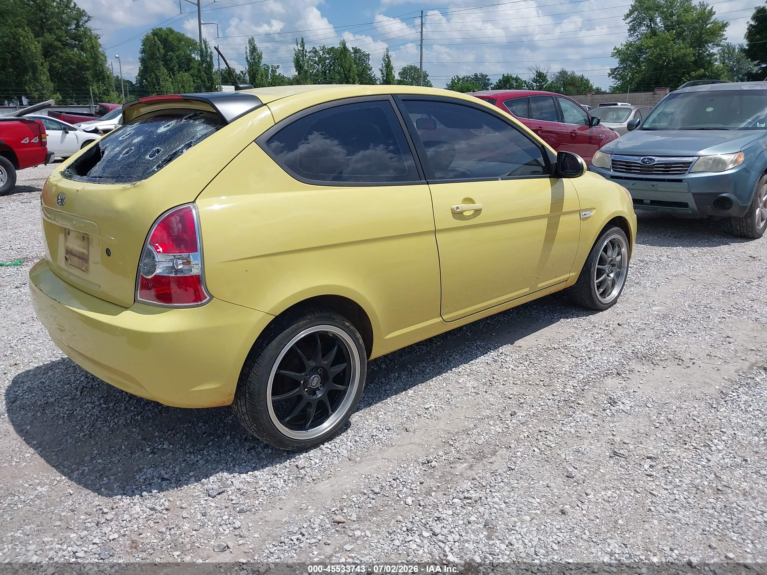 2008 Hyundai Accent Gs Yellow vin: KMHCM36C78U080546