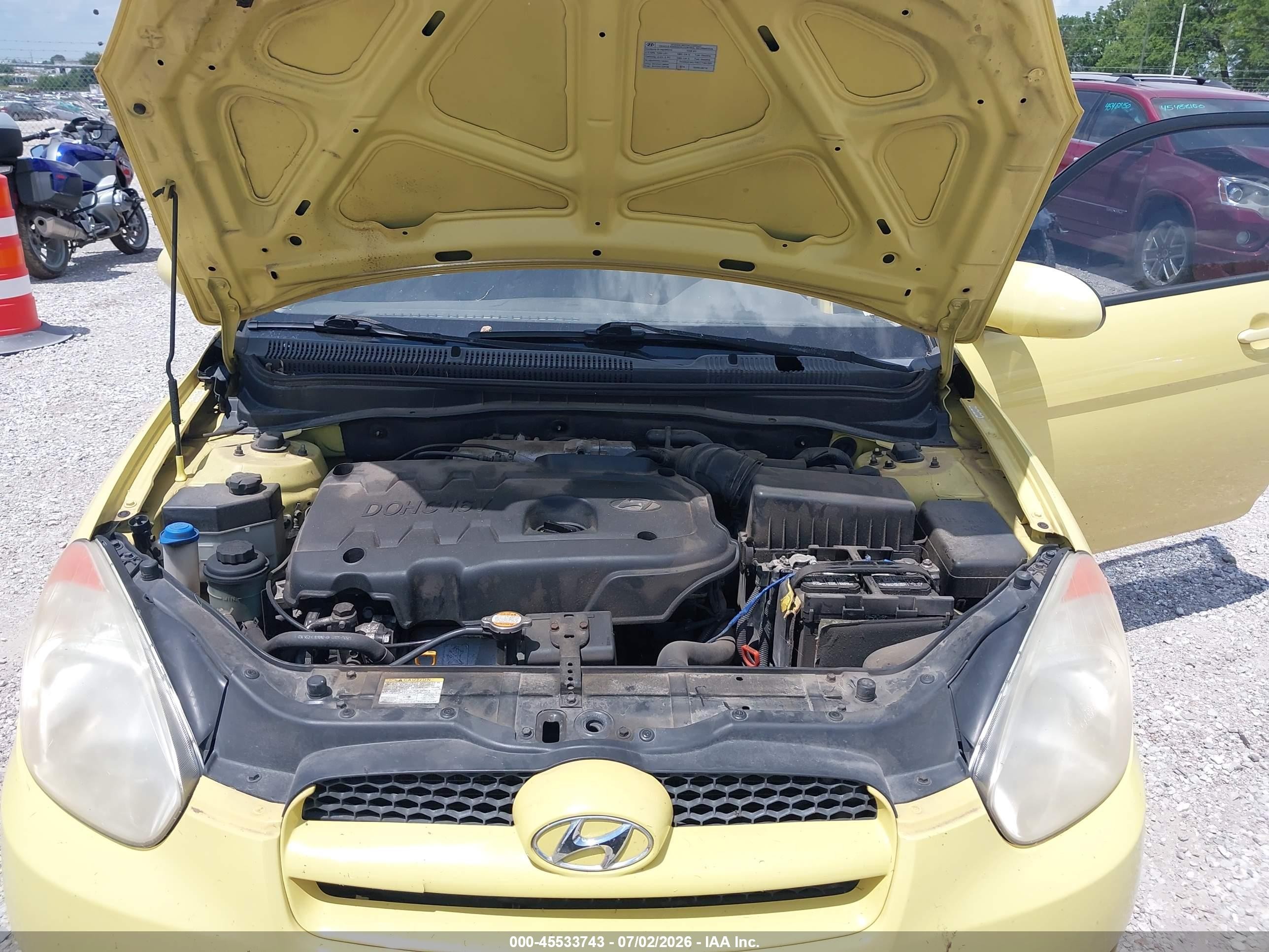 2008 Hyundai Accent Gs Yellow vin: KMHCM36C78U080546