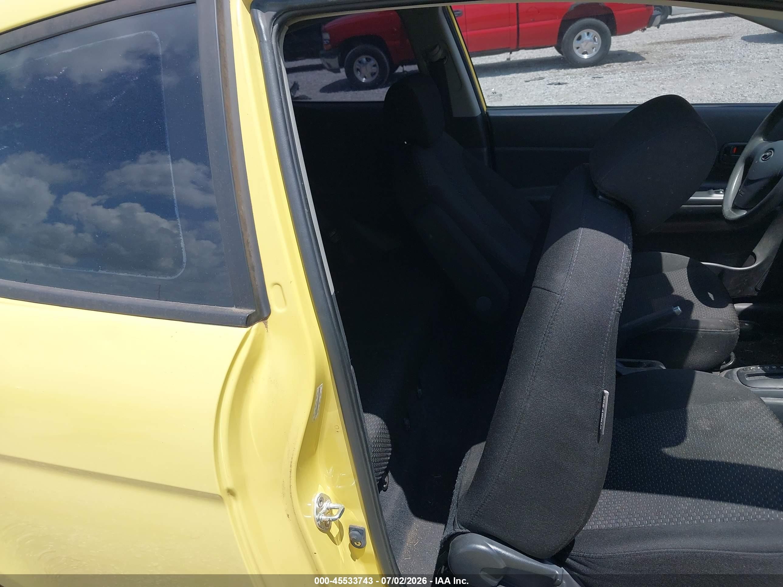 2008 Hyundai Accent Gs Yellow vin: KMHCM36C78U080546