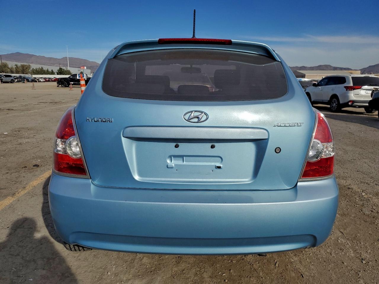 2008 Hyundai Accent Gs Синий vin: KMHCM36C78U081440