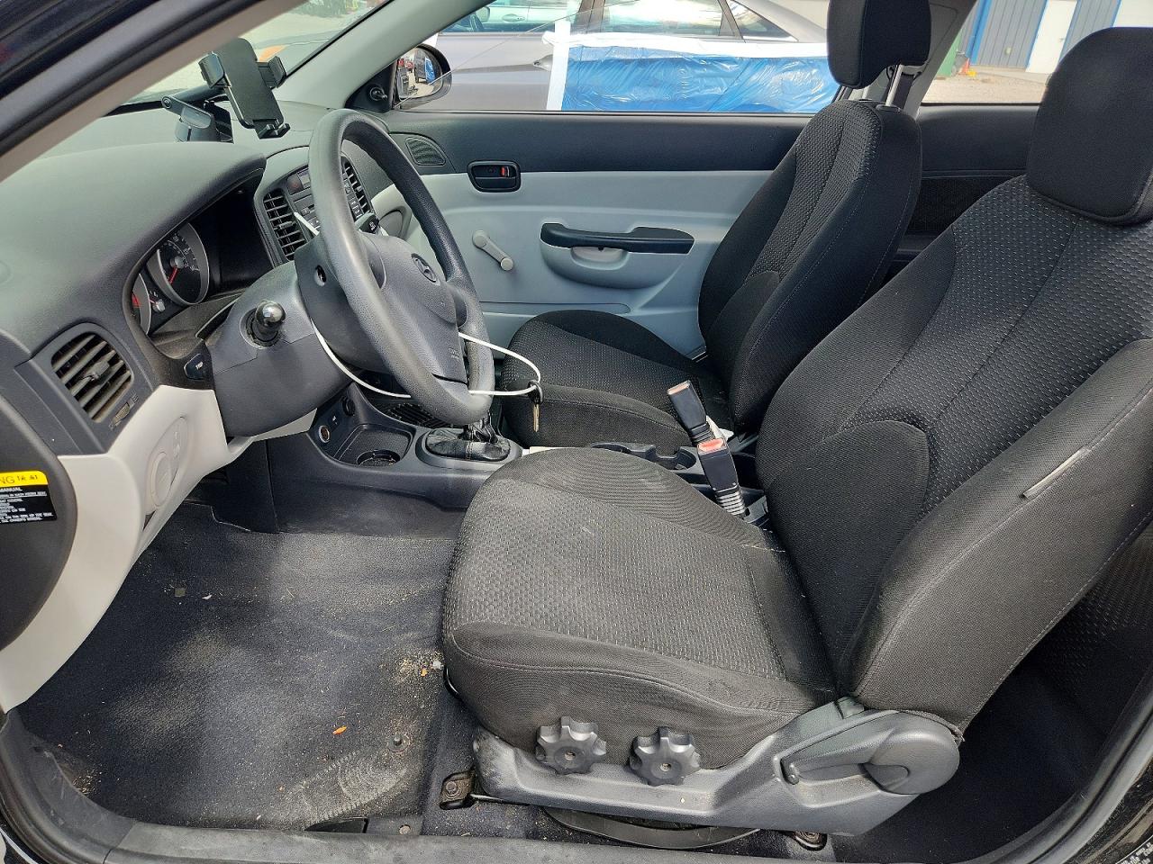 2008 Hyundai Accent Gs Black vin: KMHCM36C78U086282