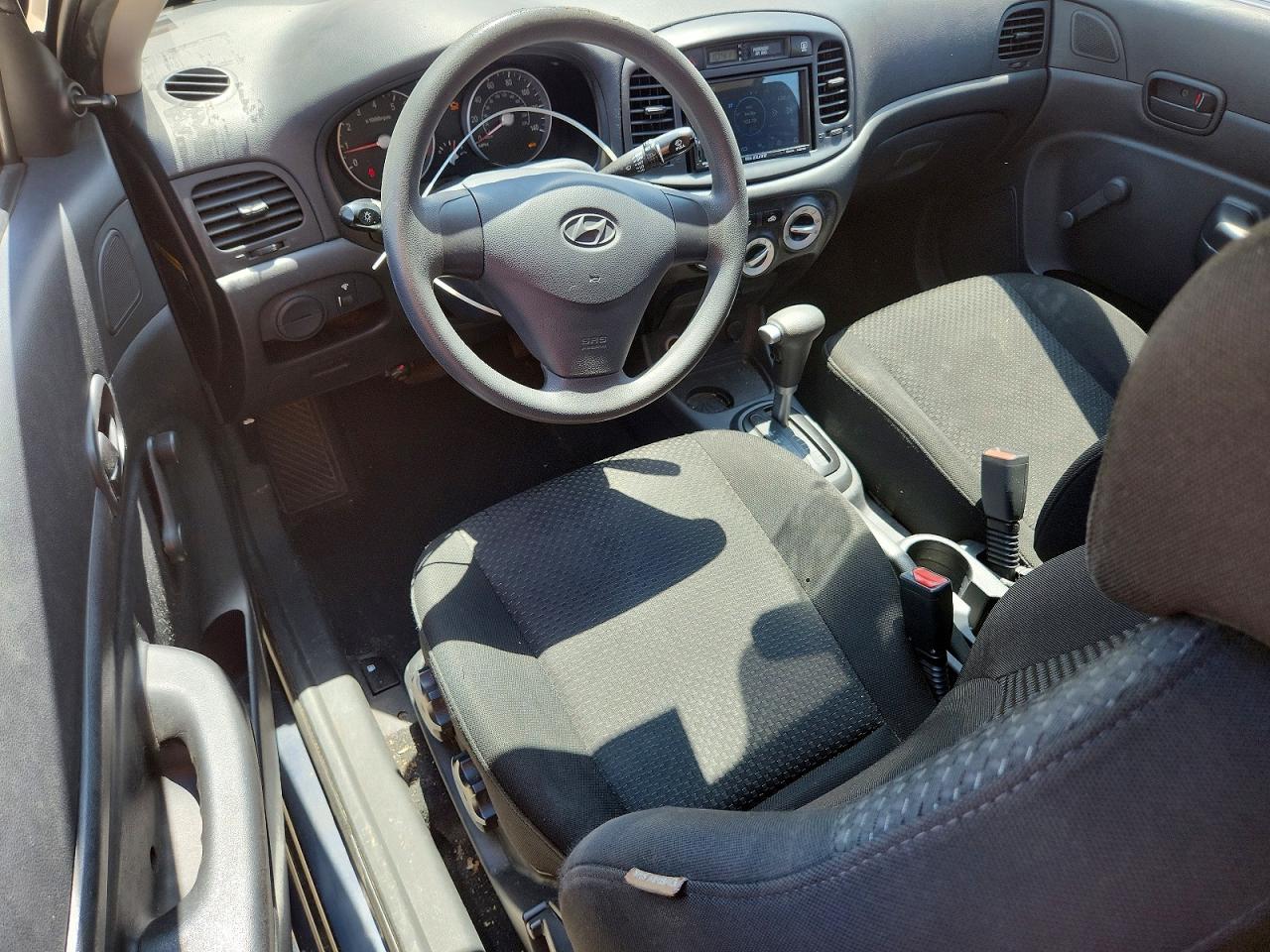 2008 Hyundai Accent Gs Blue vin: KMHCM36C78U091370