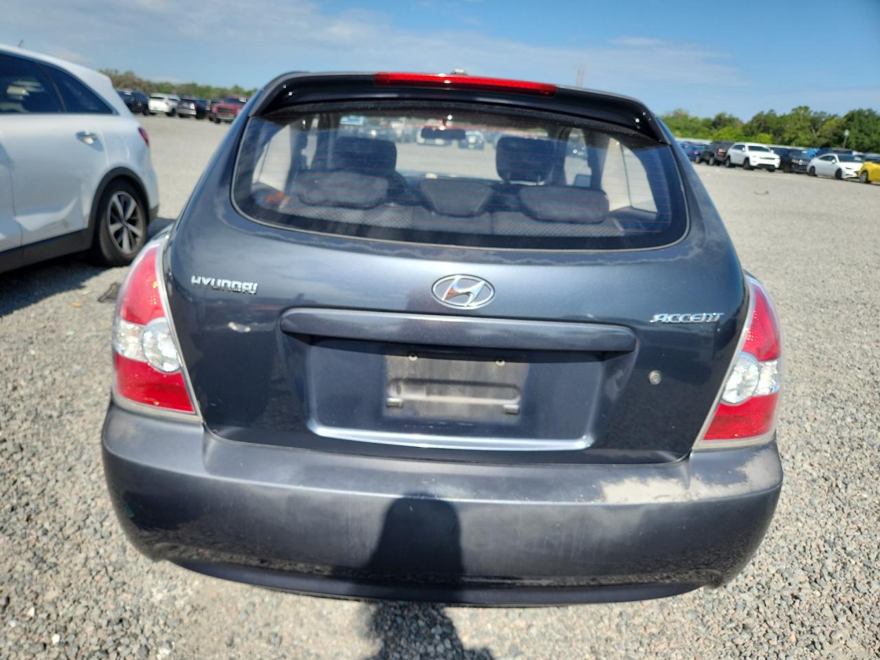 2009 Hyundai Accent Gs Gray vin: KMHCM36C79U130993