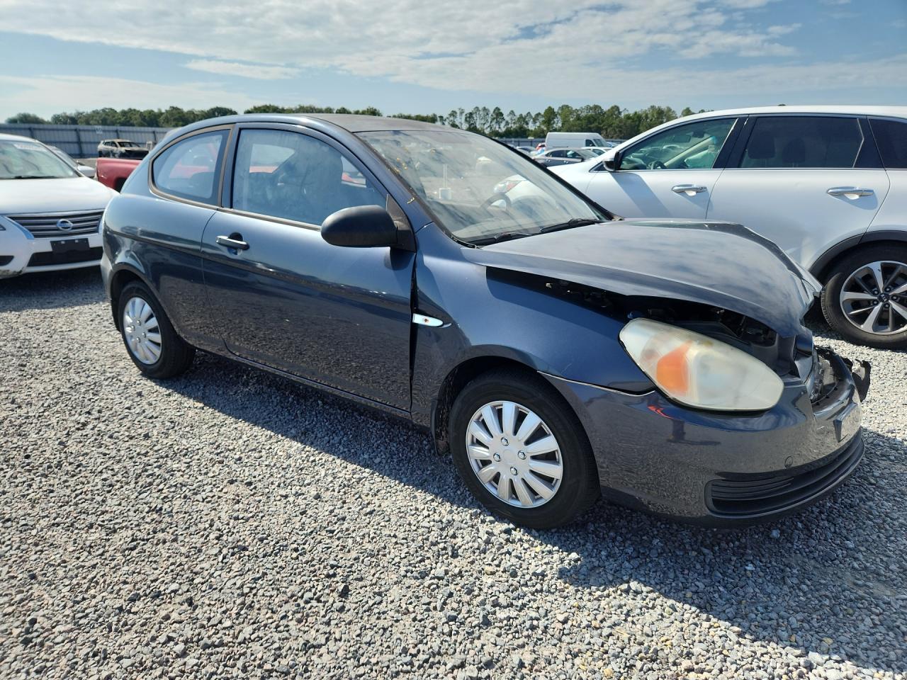 2009 Hyundai Accent Gs Gray vin: KMHCM36C79U130993