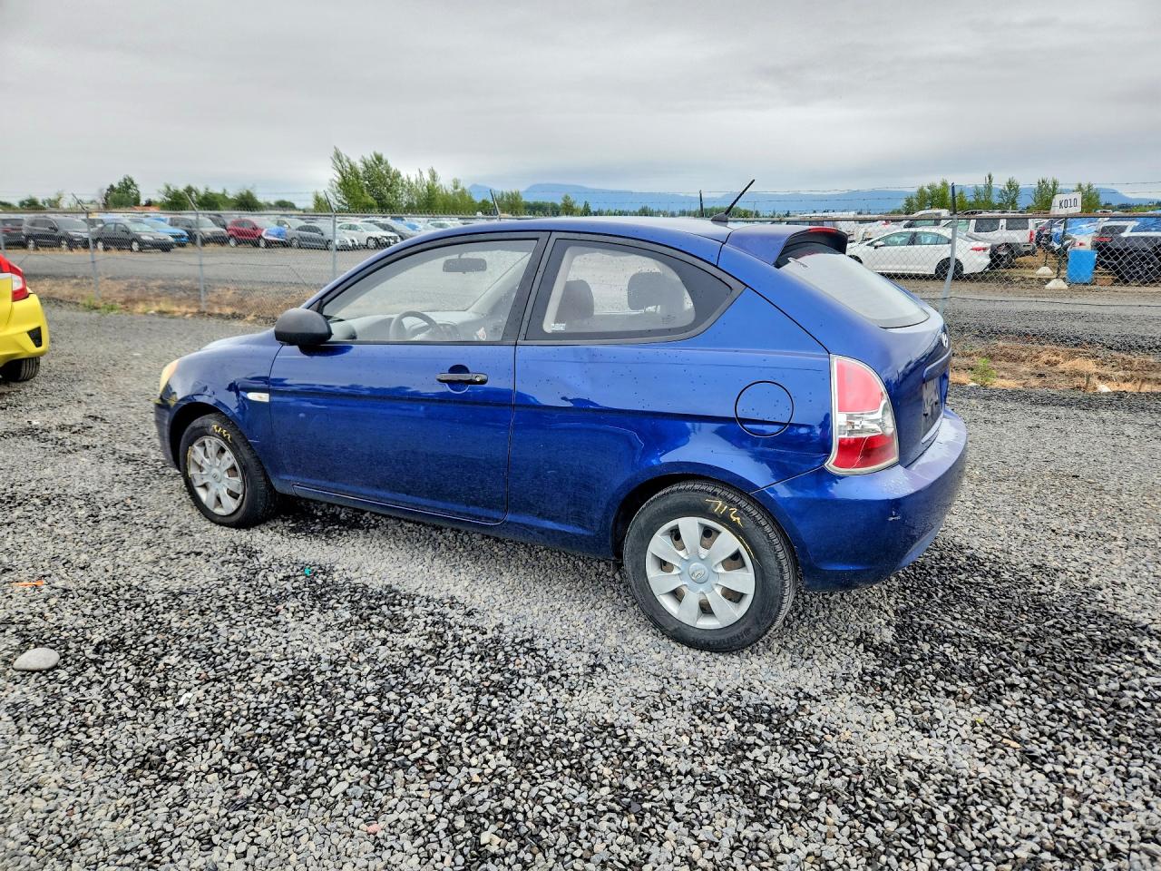 2007 Hyundai Accent Gs Blue vin: KMHCM36C87U038661