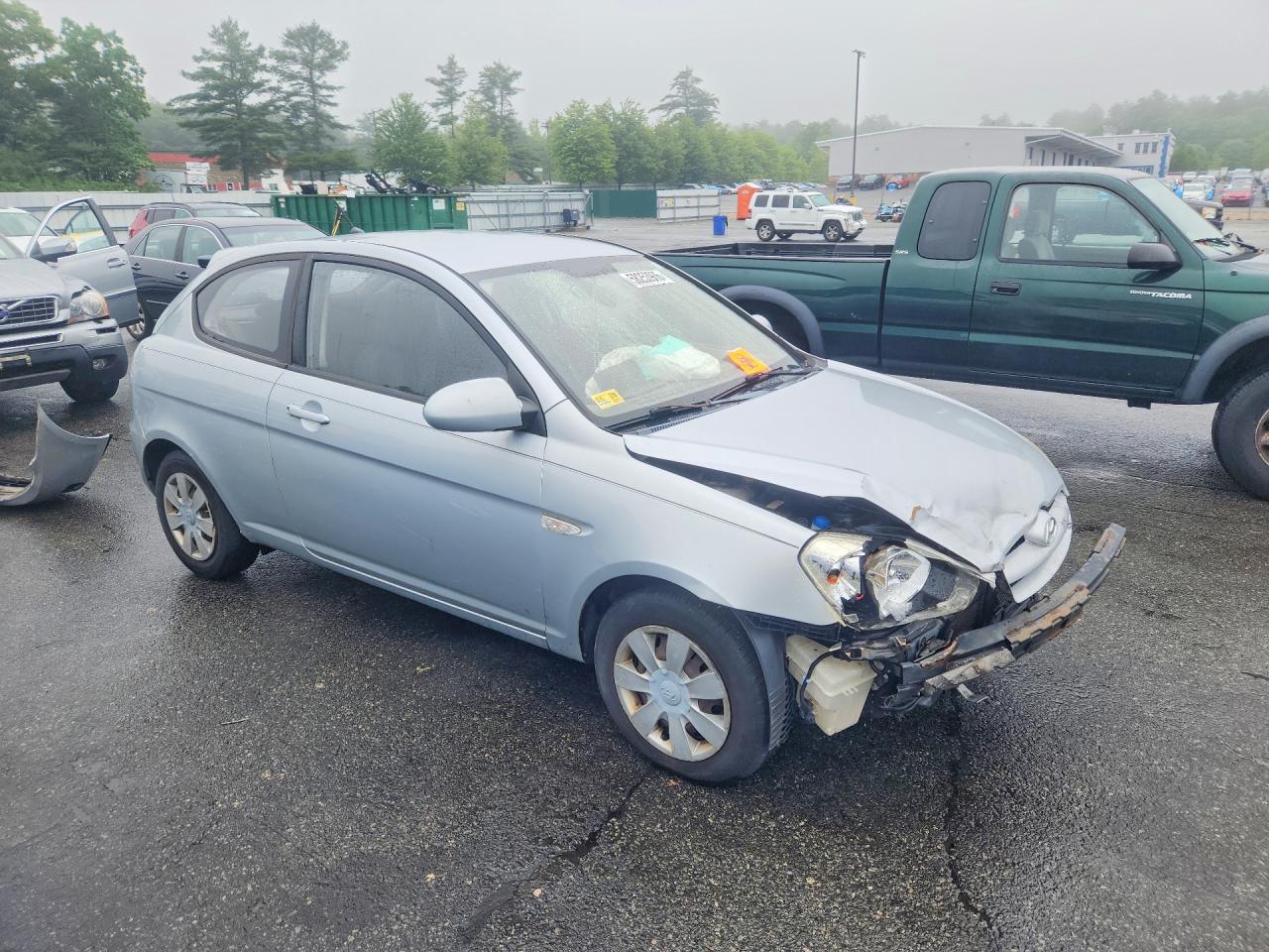 2007 Hyundai Accent Gls Automatic Silver vin: KMHCM36C87U042550